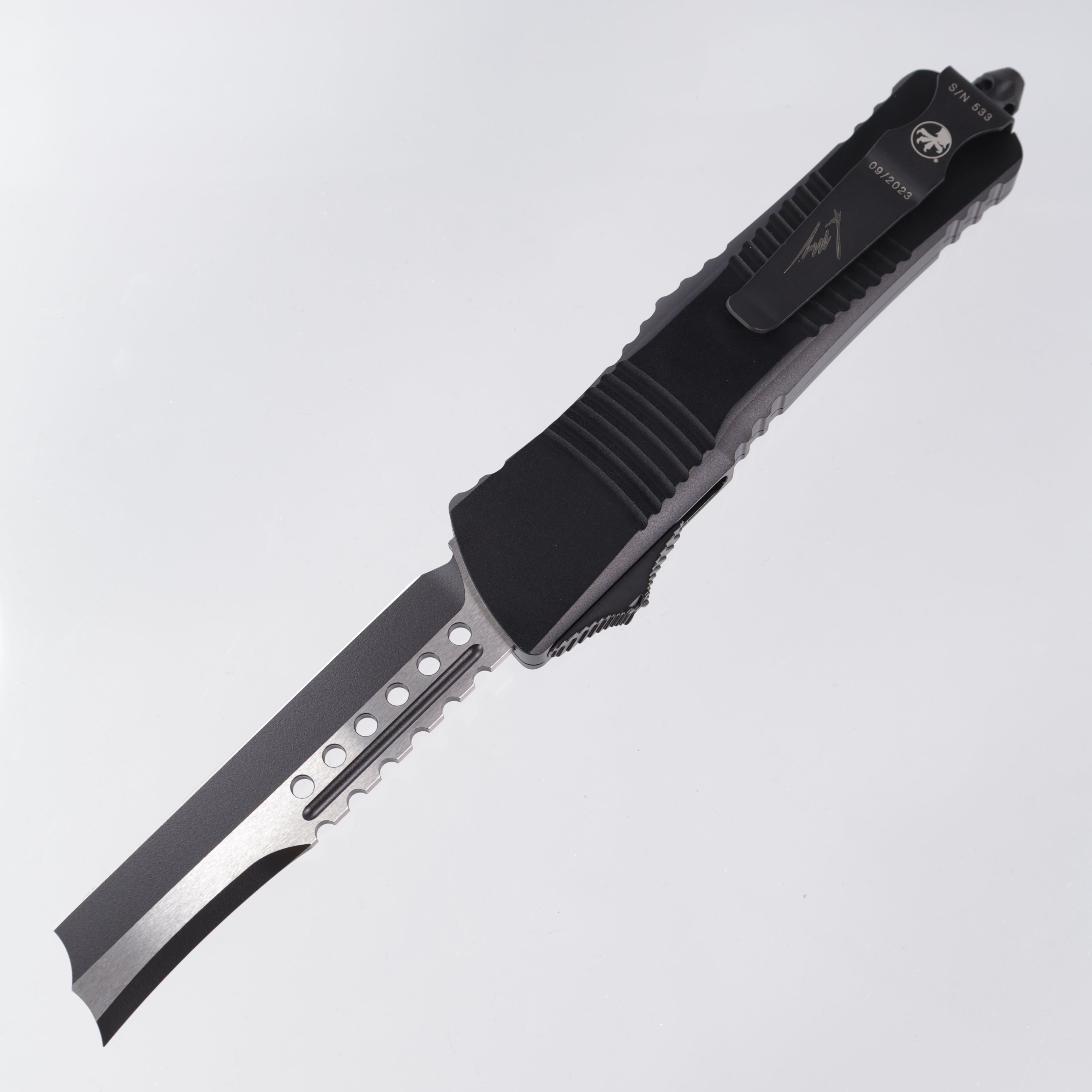 Microtech Signature Series Combat Troodon - Black Hellhound Razor Blade - Black Aluminum Handles - 219R-1 TS