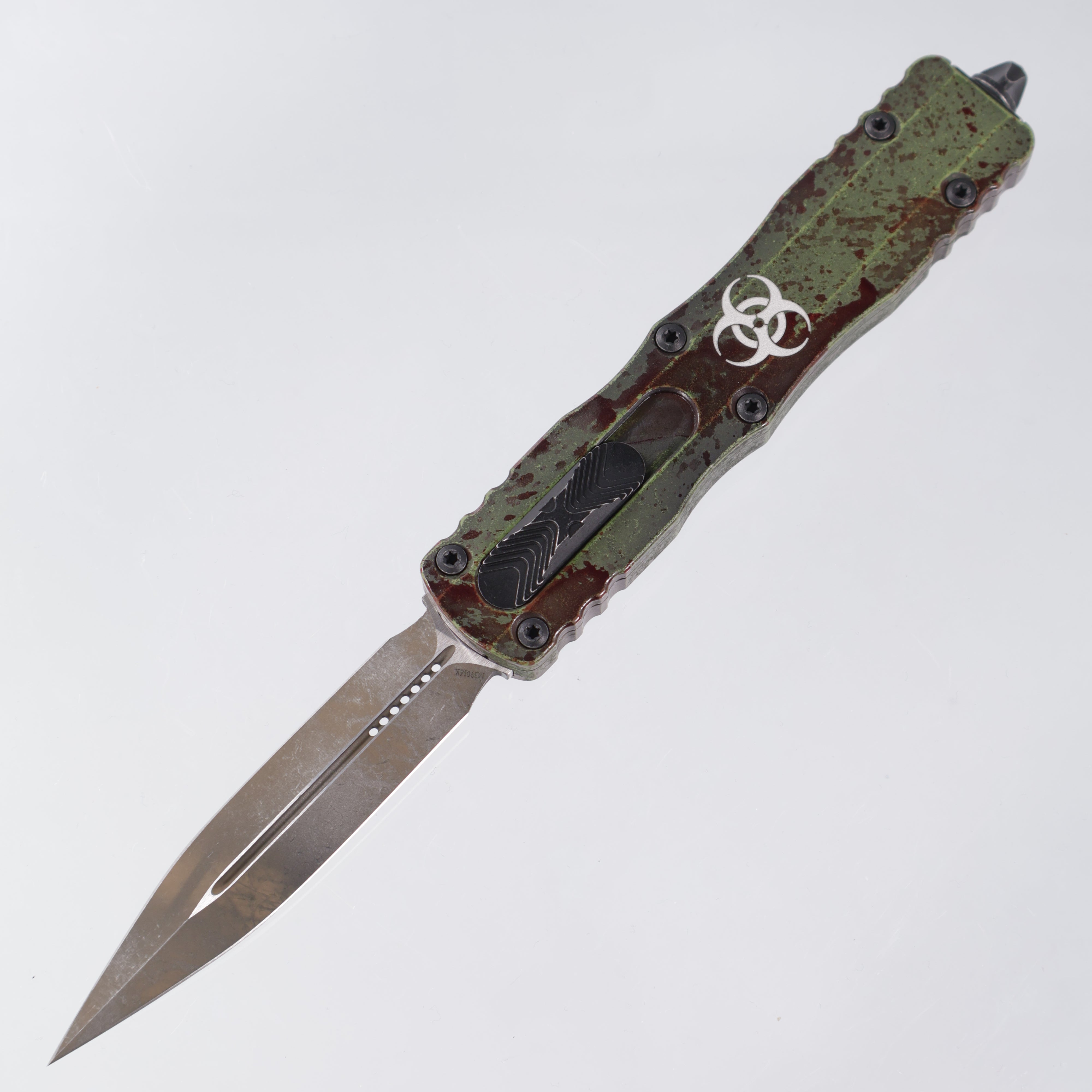 Microtech Dirac Delta - Outbreak Signature Series - Apocalyptic M390MK - 227-1 OBDS