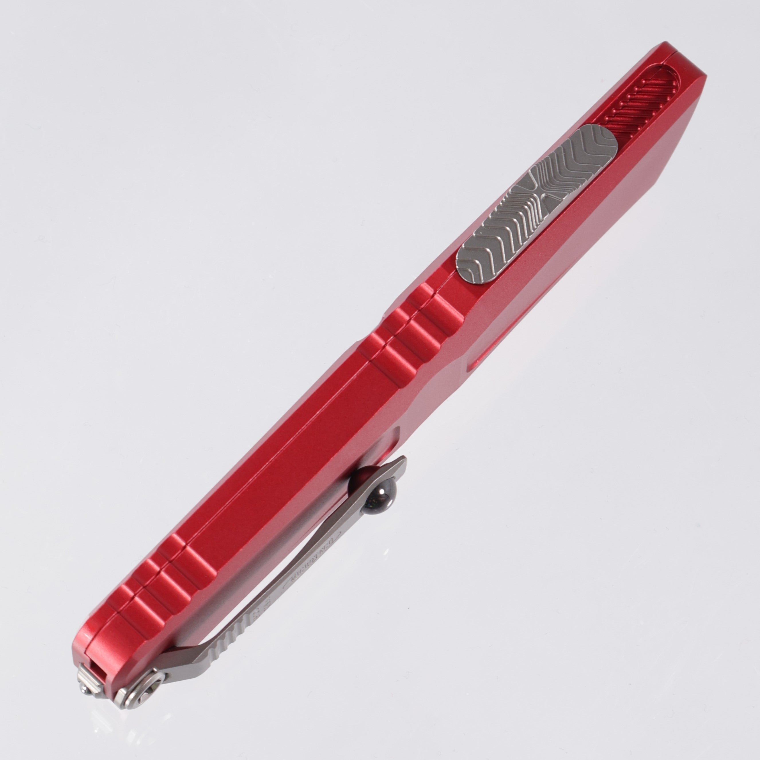 Microtech Combat Troodon Gen 3 - Double Edge Stonewash, Full Serrated M390MK - Red Aluminum - Gen III 1142-12 RD