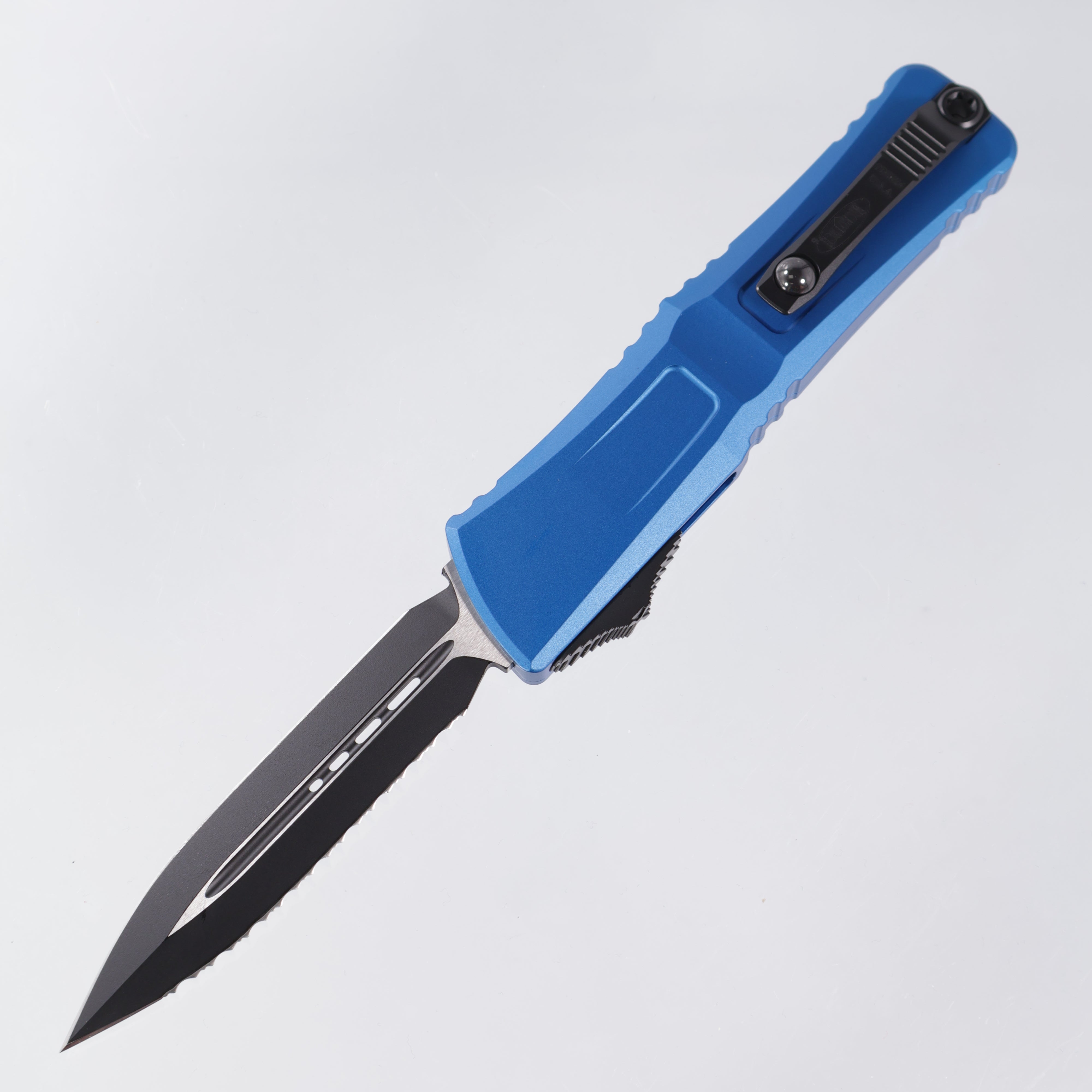 Microtech Combat Troodon Gen 3 - Black Double Edge, Full Serrated M390MK - Blue Aluminum - Gen III 1142-3 BL