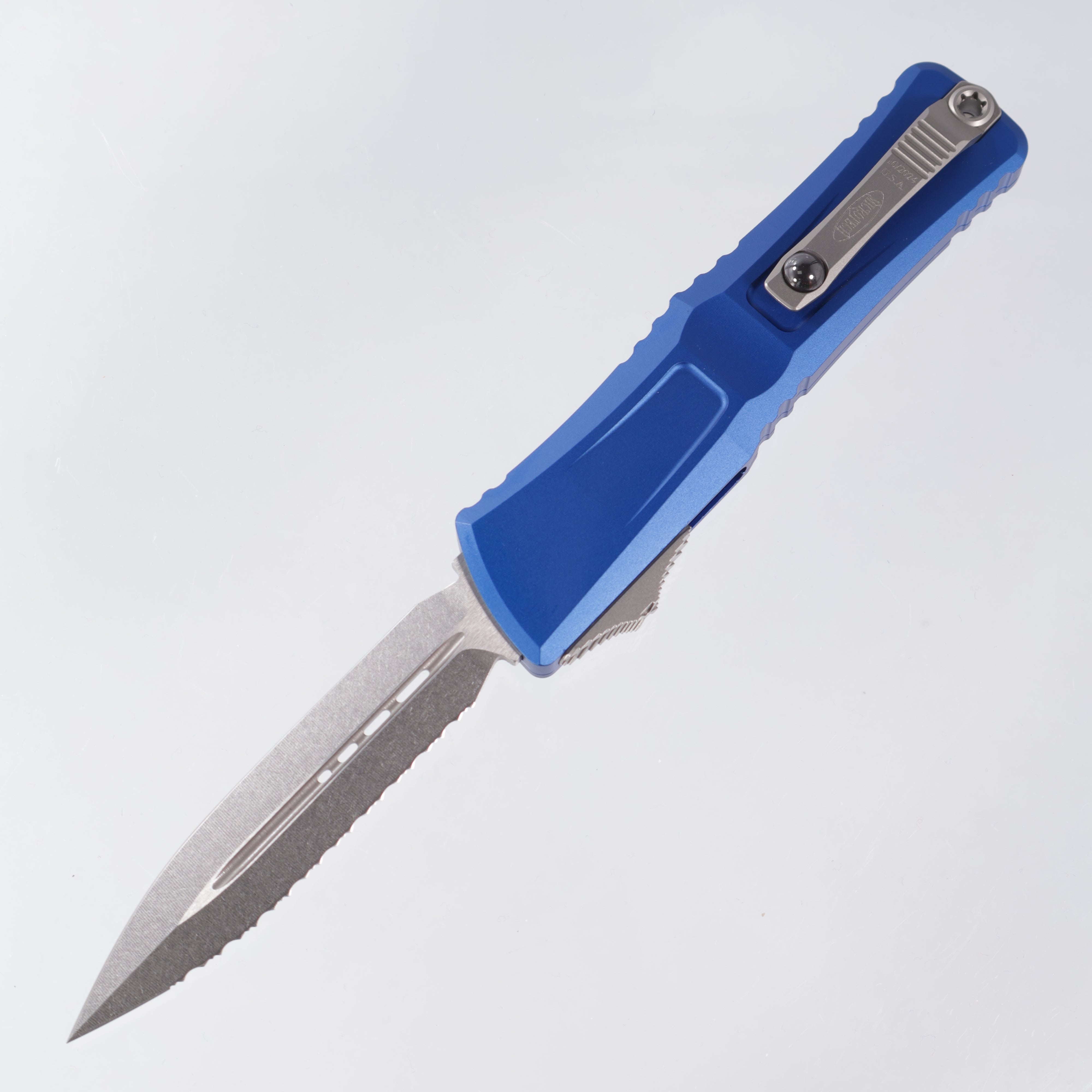 Microtech Combat Troodon Gen 3 - Double Edge Stonewash, Full Serrated M390MK - Navy Blue Aluminum - Gen III 1142-12 NA