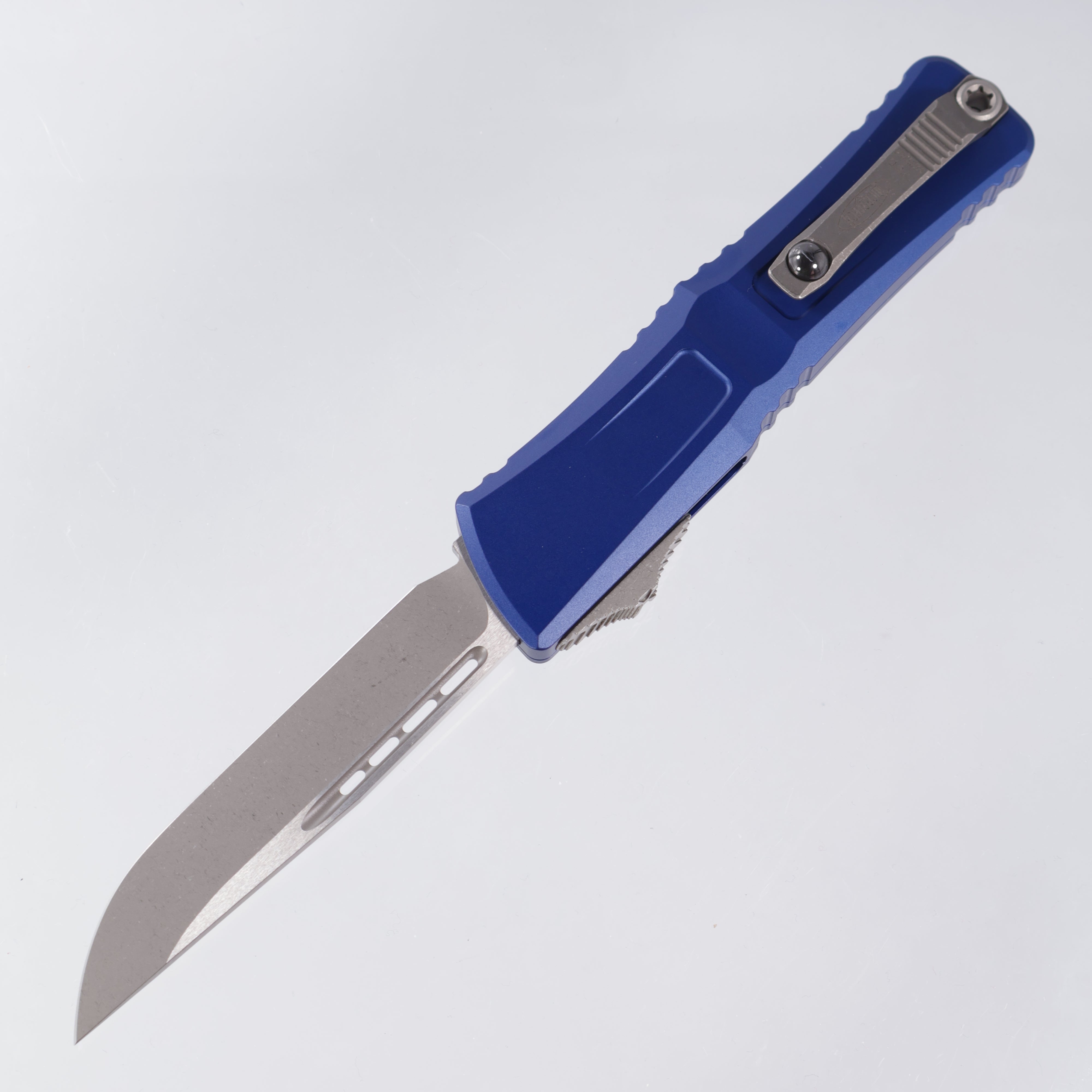 Microtech Combat Troodon Gen 3 - Apocalyptic Standard, Single Edge M390MK - Navy Blue Aluminum - Gen III 1143-10 APNA