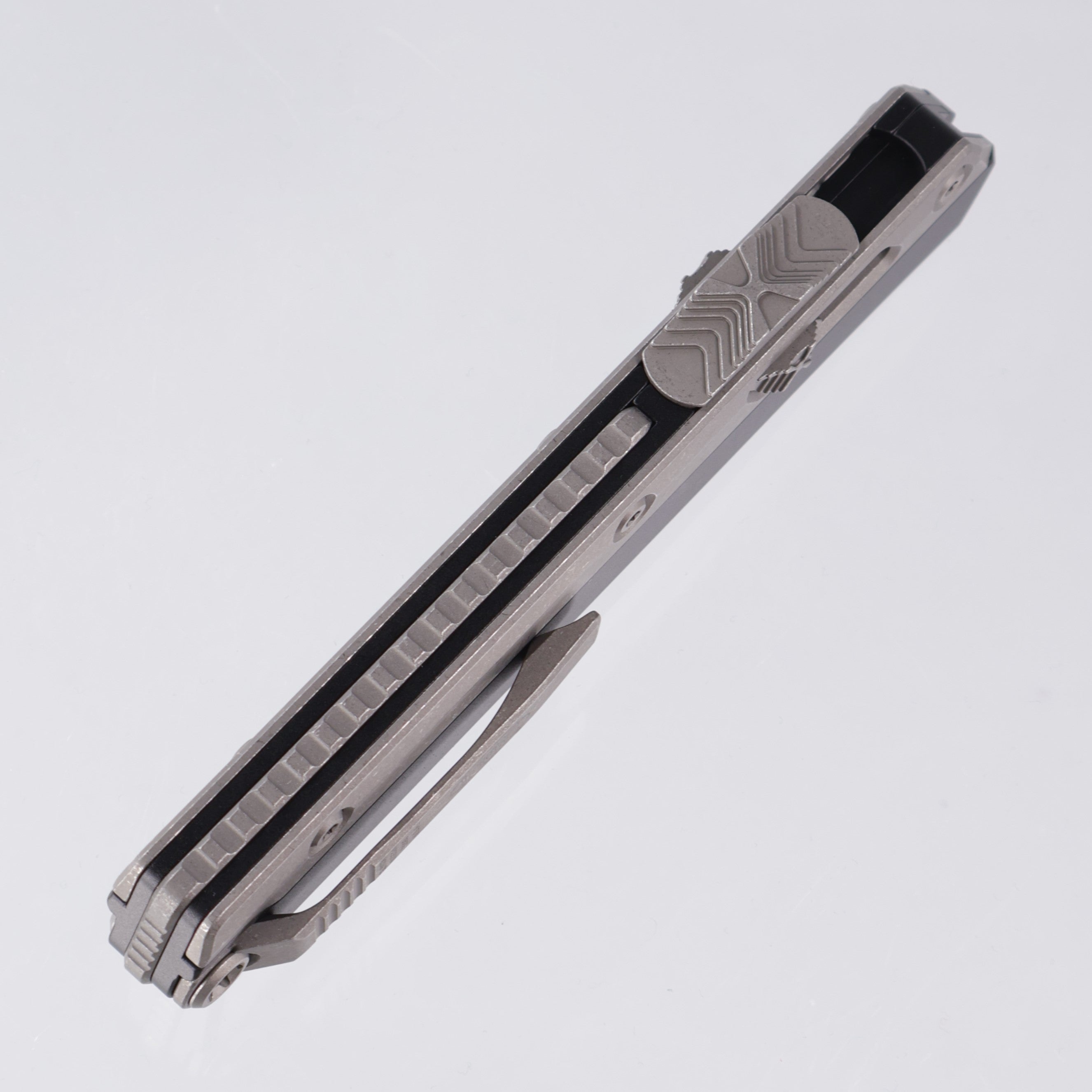 Microtech Glykon - Bayonet, Apocalyptic Standard M390 - Black Aluminum w/ Titanium Overlay - Nickel Boron Internals - 184-10 AP