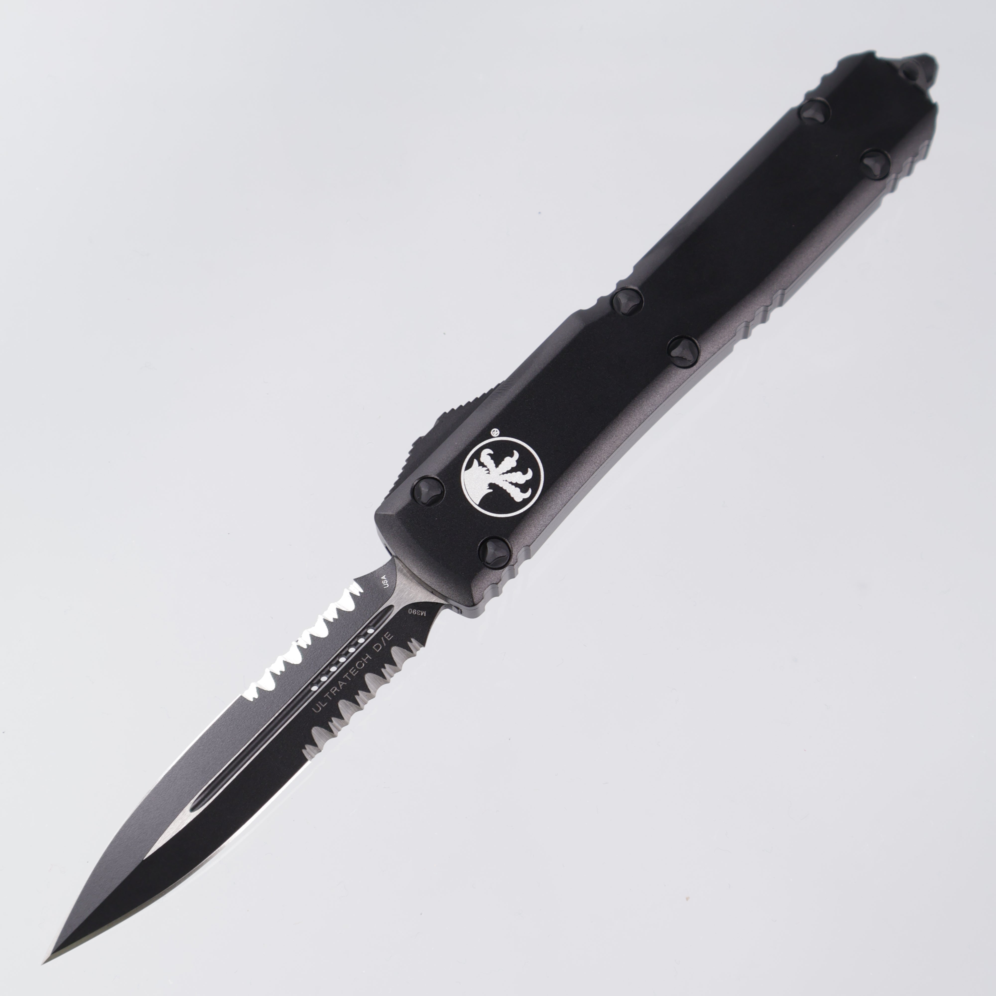 Microtech Ultratech - Black Aluminum - Black Partial Serrate M390 - 122-2T