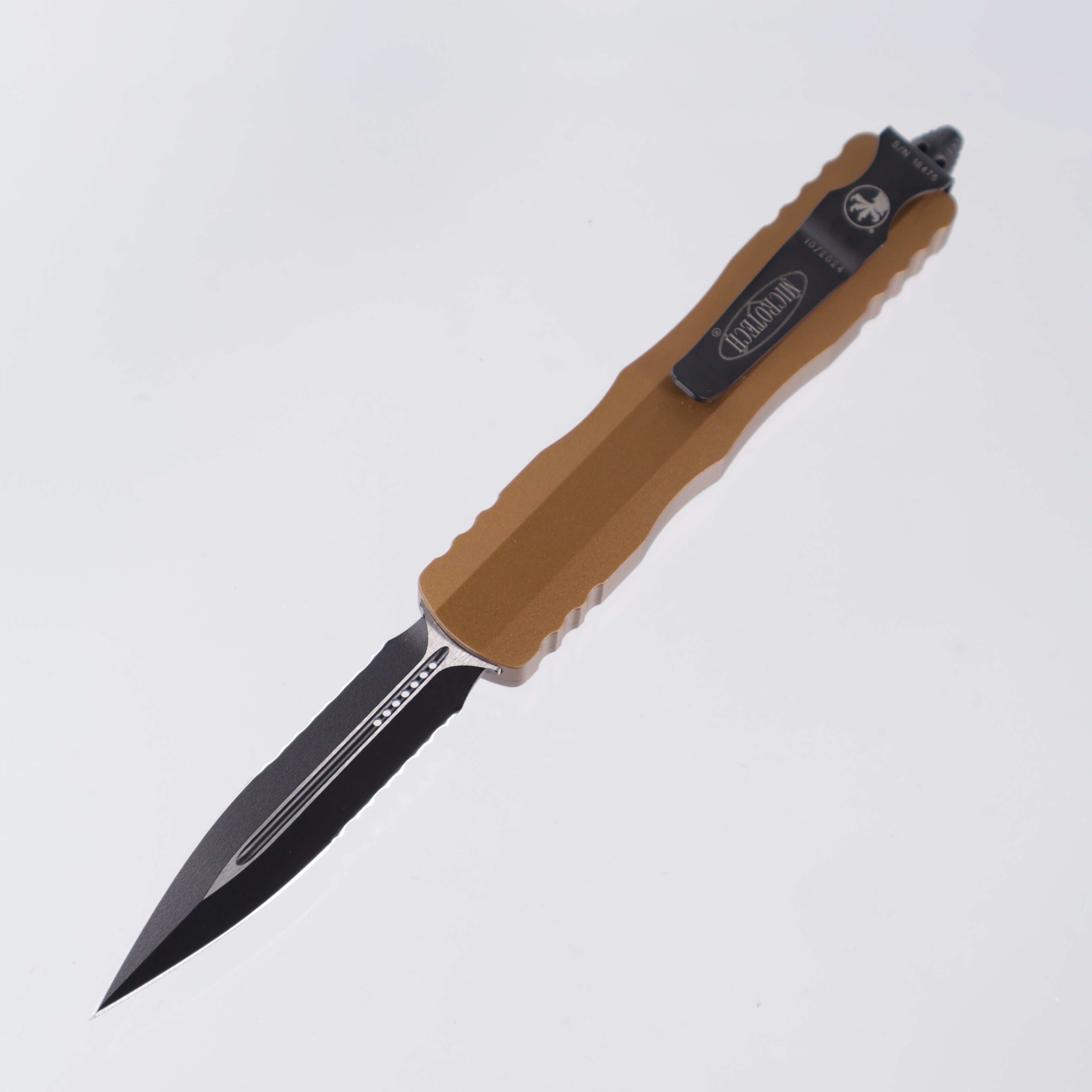 Microtech Dirac - Double Edge Black, Partial Serrate M390 - Tan Aluminum - 225-2 TA