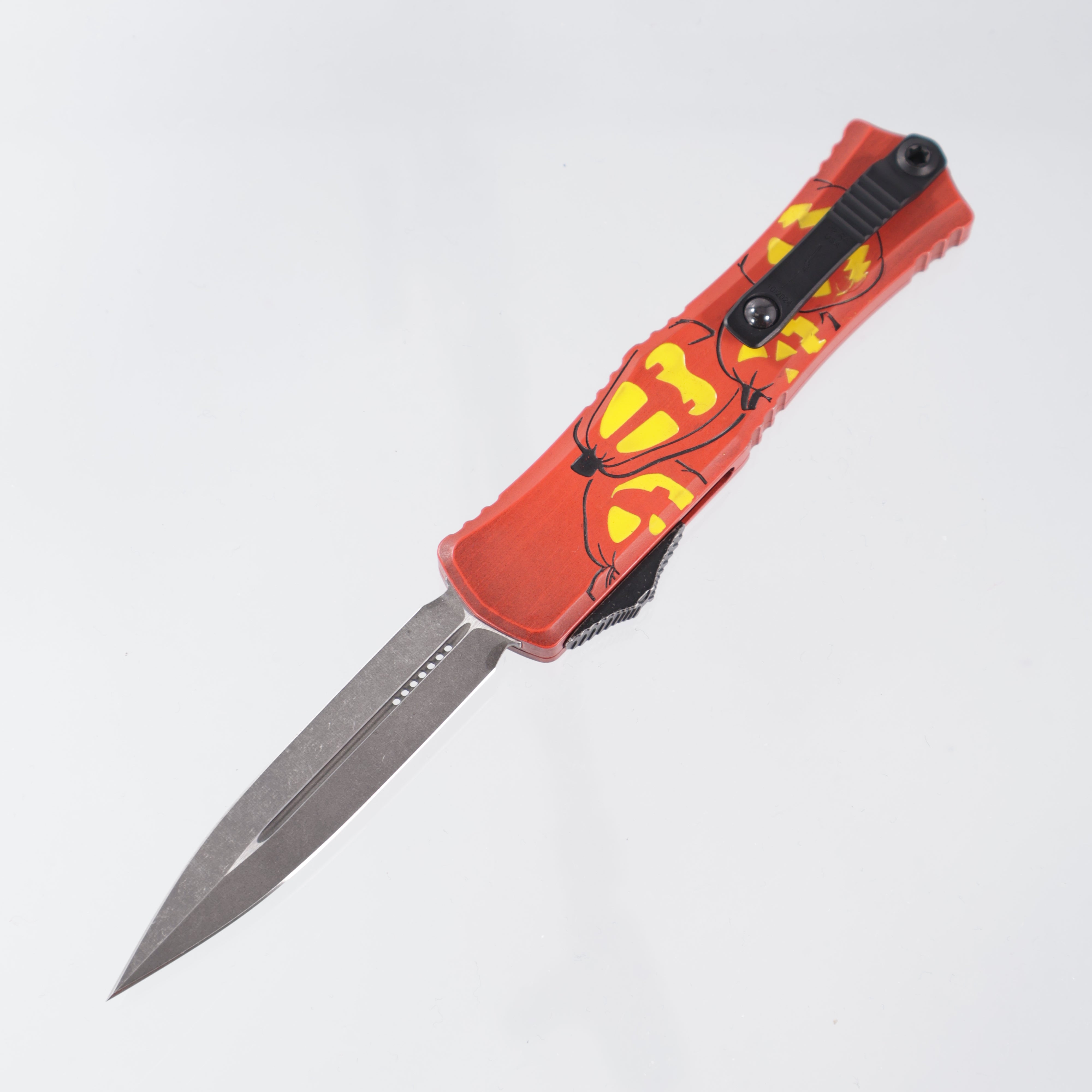 Microtech Hera 2 Mini - Halloween Jack-o'-Lantern Cerakote - Apocalyptic Double Edge M390MK - Signature Series - Hera II Mini 1702M-1 HWJLS