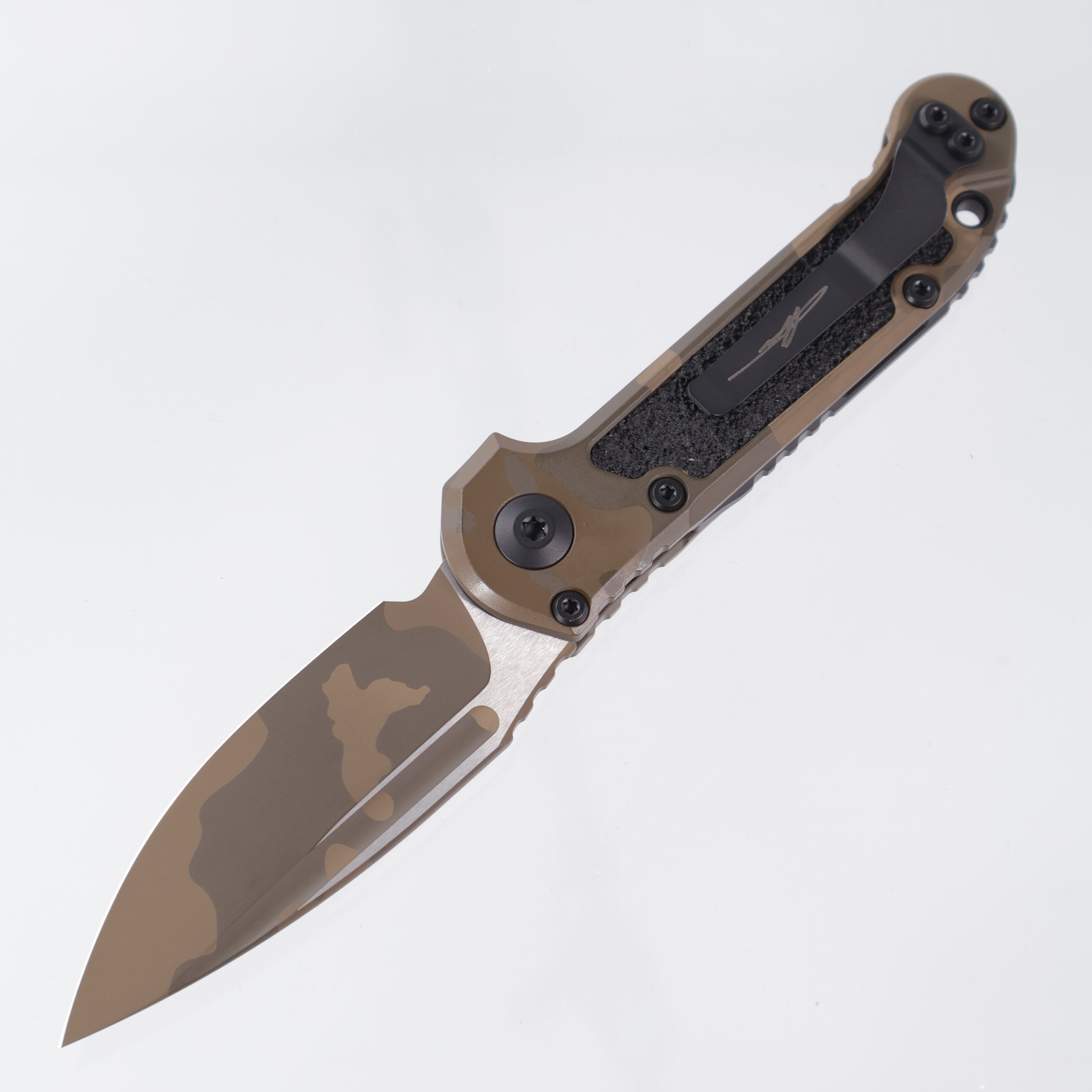 Microtech LUDT - Badlands Camo - Drop Point M390MK - Signature Series L.U.D.T Gen 3 III - 1135-1 BNCS-Z4