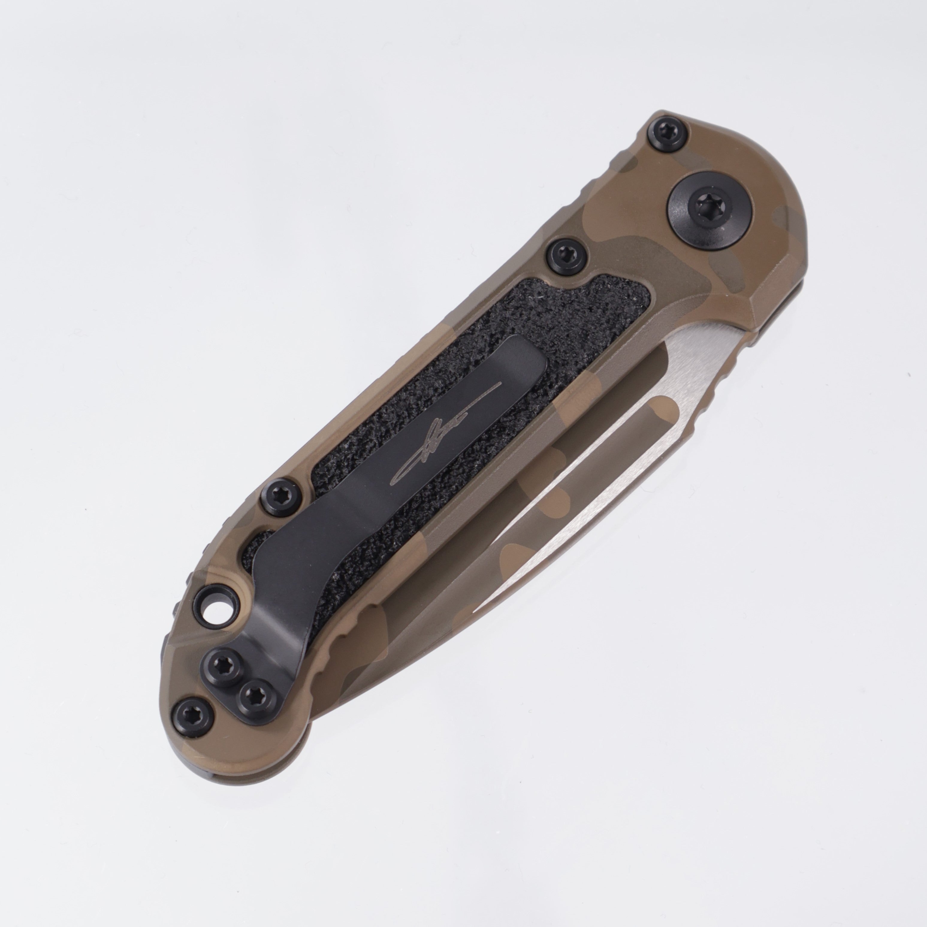 Microtech LUDT - Badlands Camo - Drop Point M390MK - Signature Series L.U.D.T Gen 3 III - 1135-1 BNCS-Z4