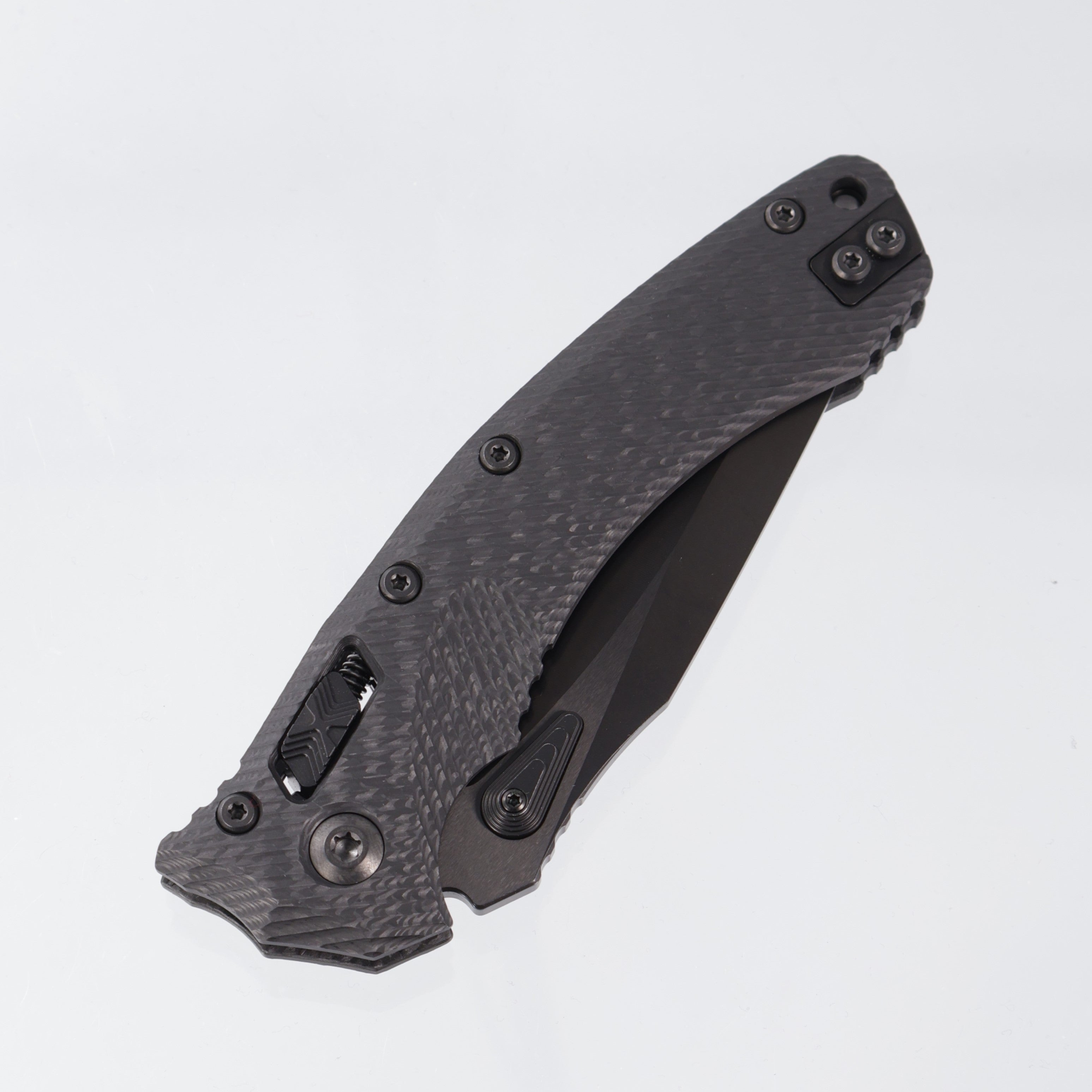 Microtech Amphibian - DLC M390MK - Fluted Carbon Fiber - Signature Series - 137RL-1 DLCTFLCFS
