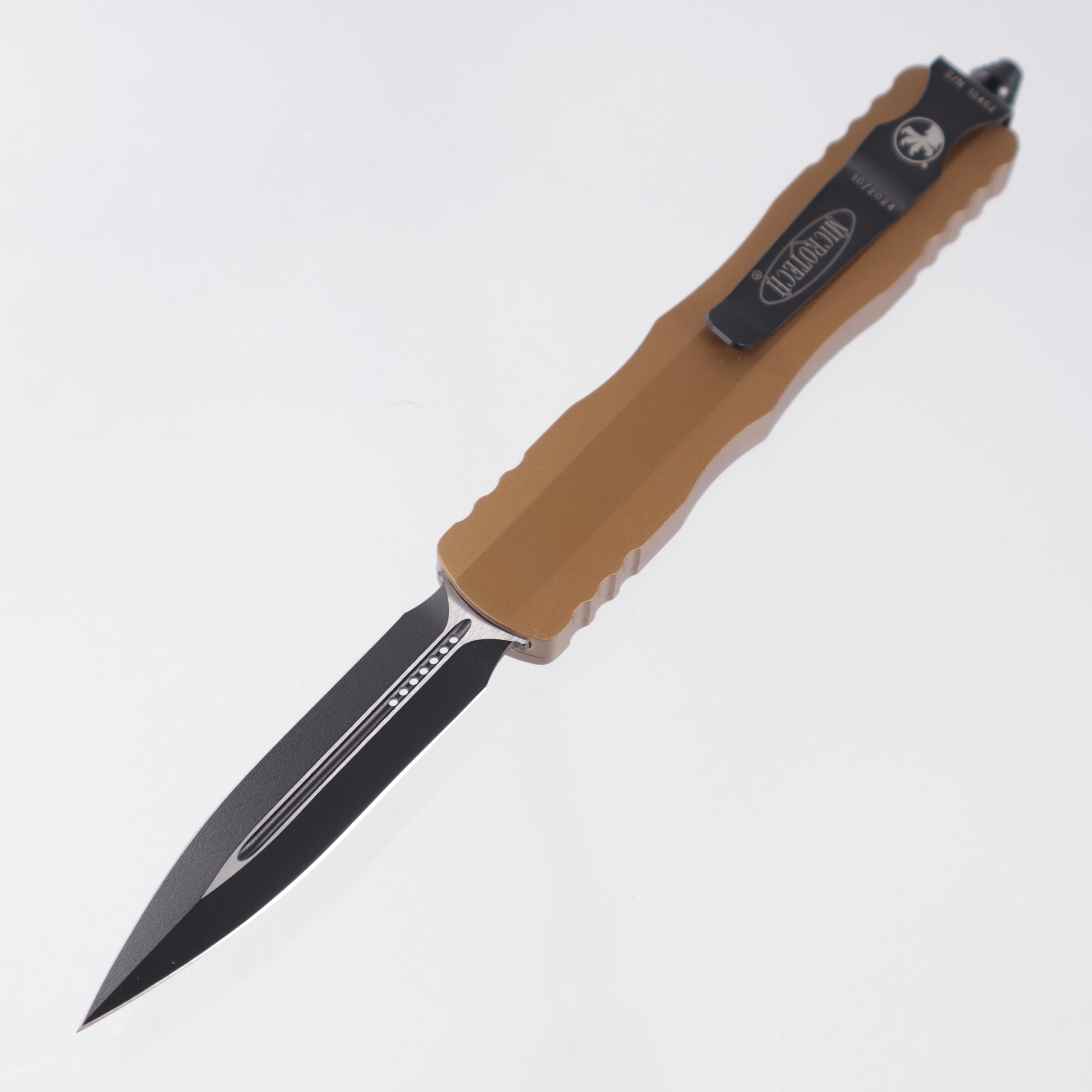 Microtech Dirac - Tan Aluminum - 2-Tone Black M390 - 225-1 TA