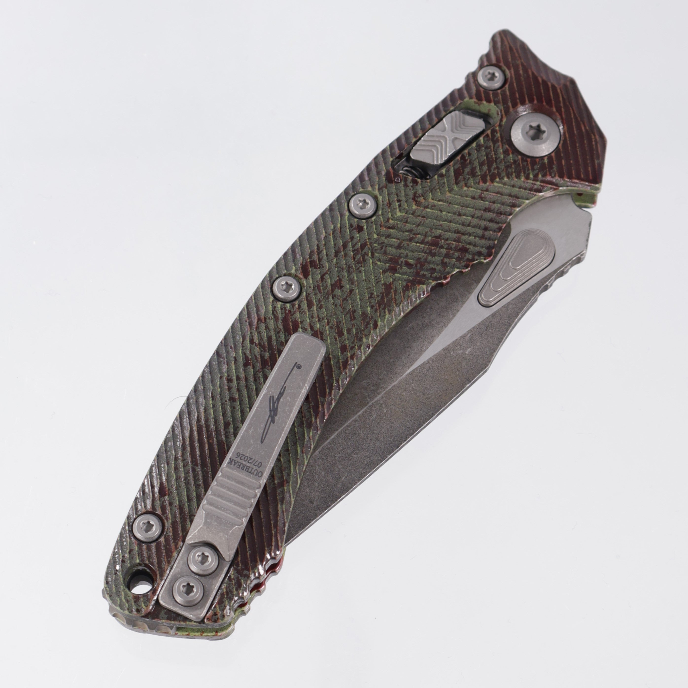 Microtech Amphibian Signature Series - Outbreak Fluted Aluminum - Outbreak Partial Serrate M390MK - 137RL-2FLOBS