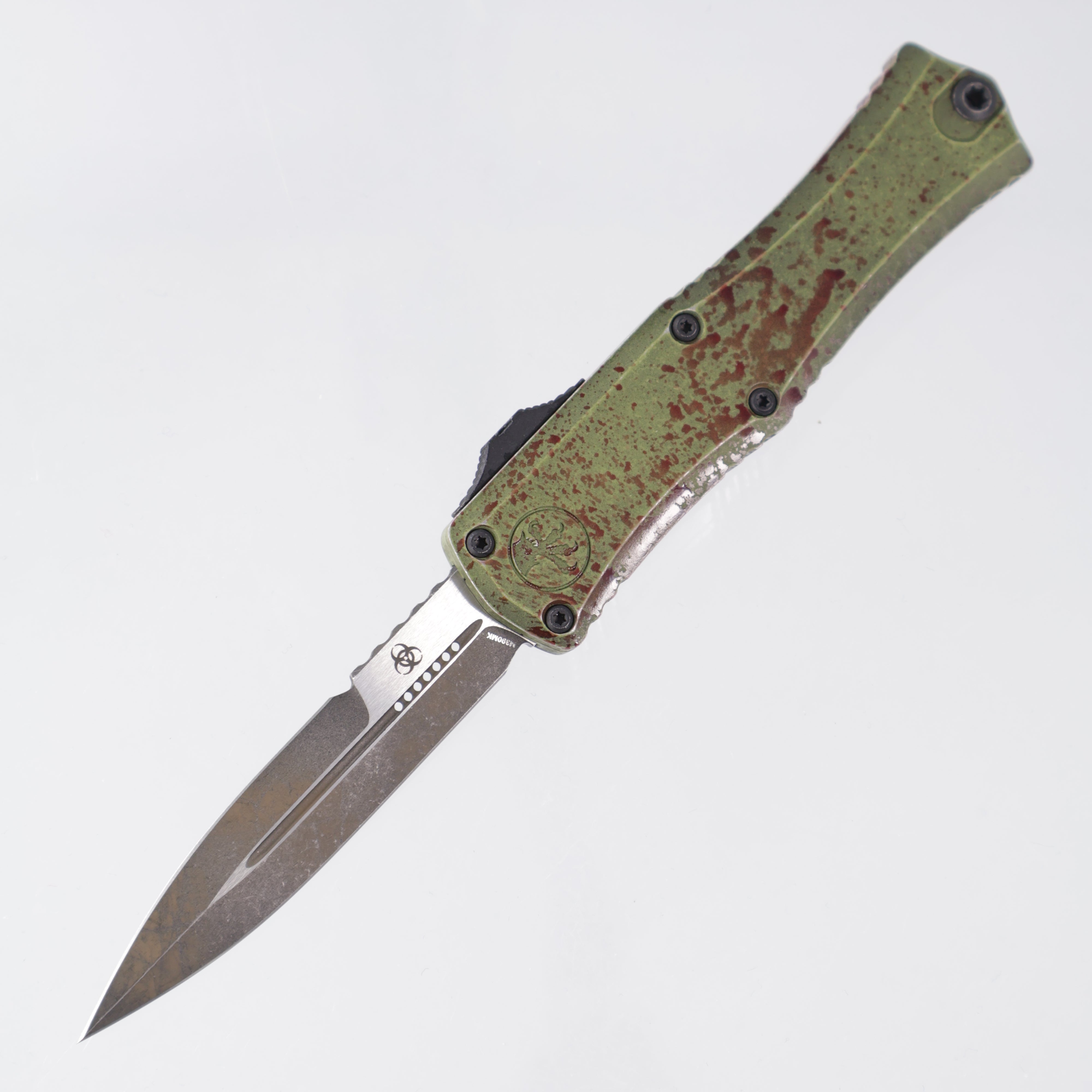 Microtech Mini Hera II Bayonet Signature Series - Outbreak Deep Engraved Aluminum - Outbreak M390MK - 1701M-1 OBDS
