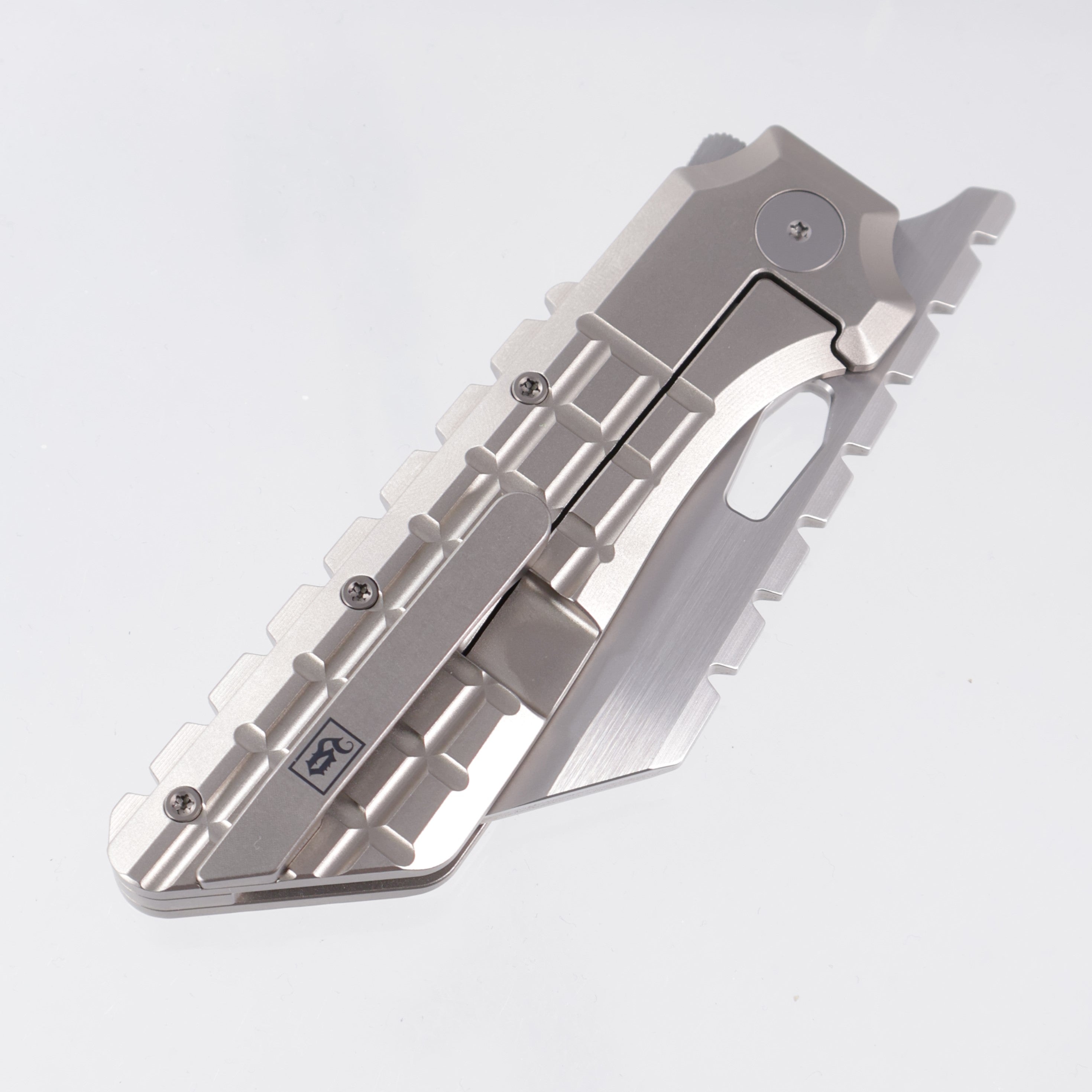 North Mountain Blade Gripper V2 - Frag Titanium - SLD-Magic - 2537-TI