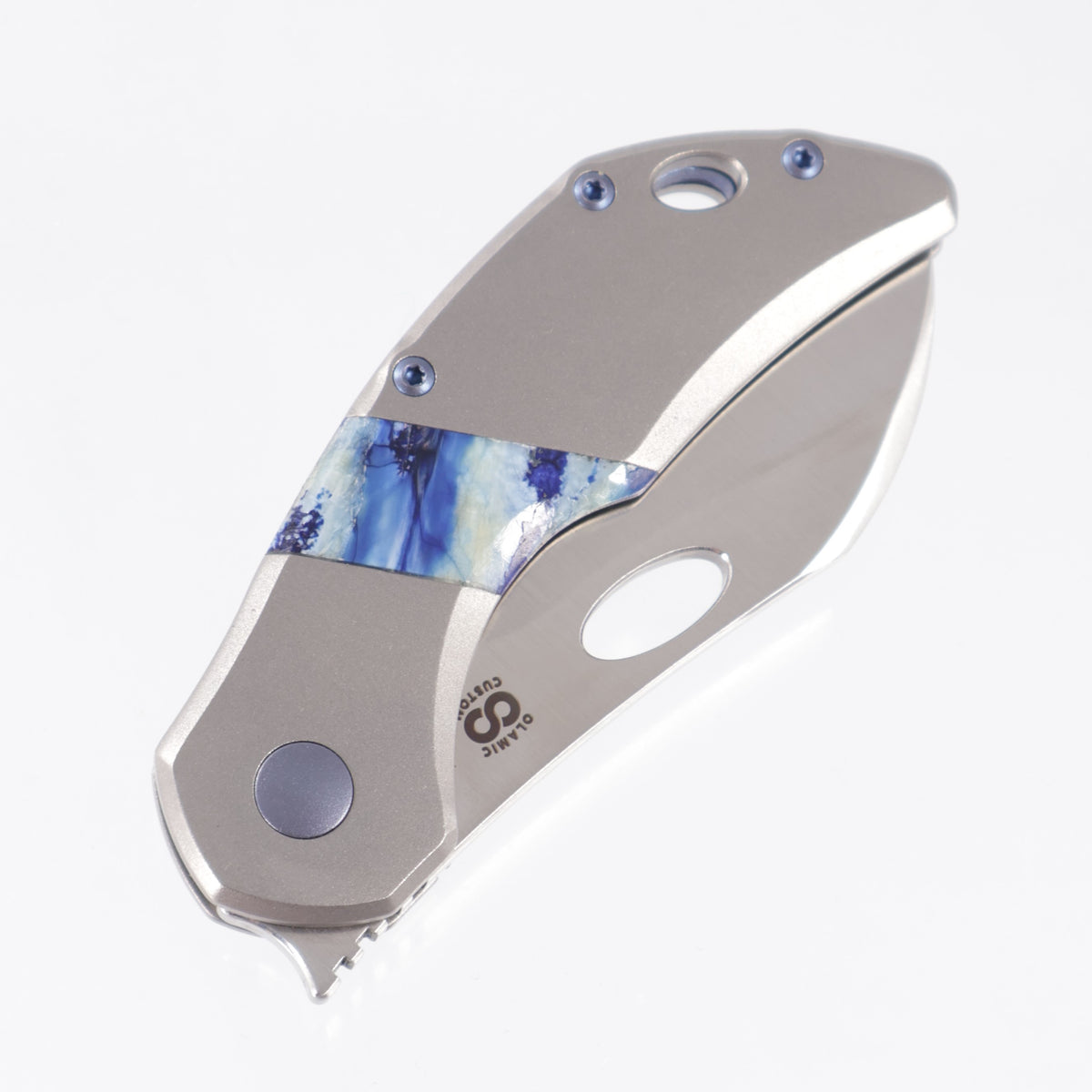 Olamic Custom Busker 365 Largo - Zirblast Titanium w/ Mammoth Molar Stripe & Blue Ti Hardware - Satin M390