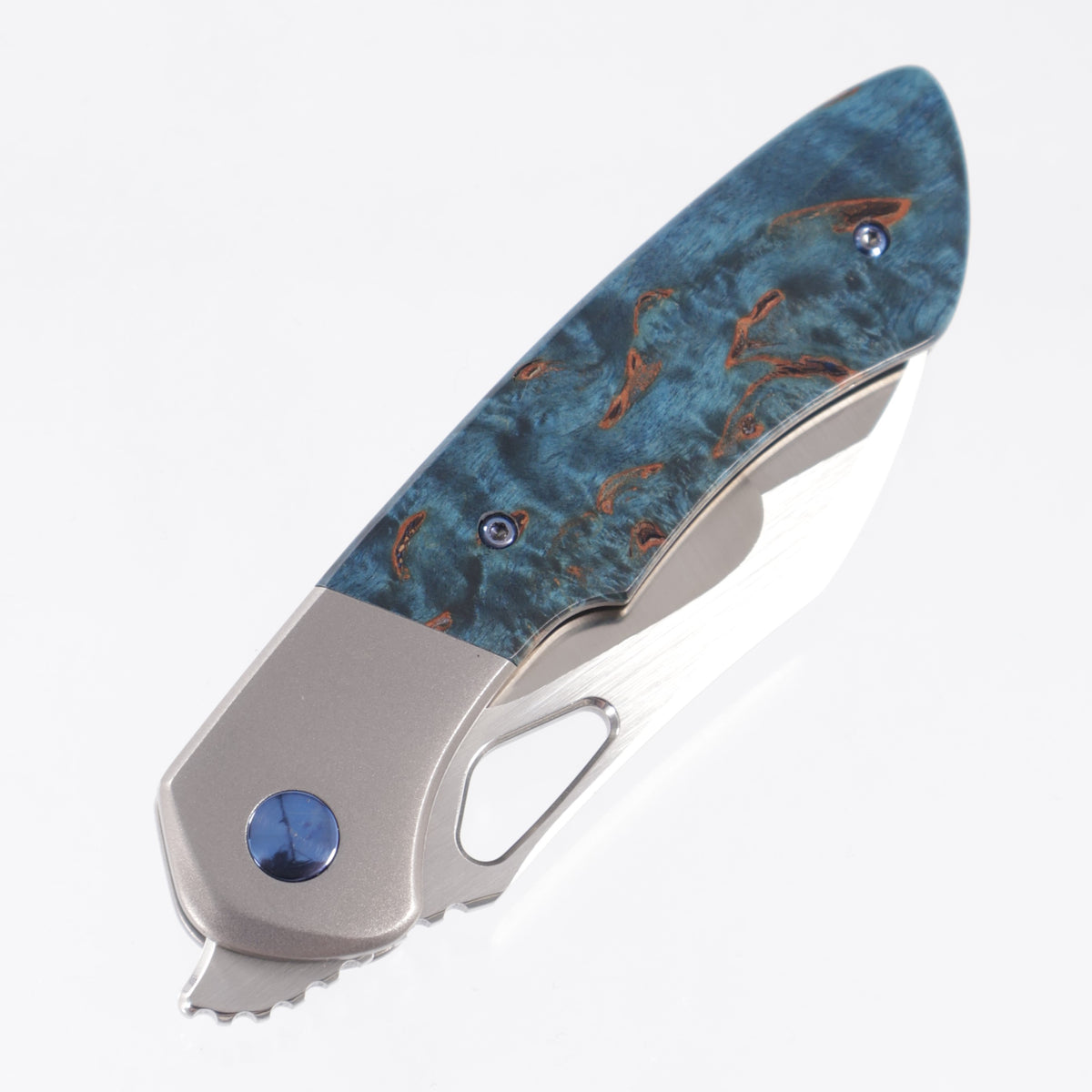 Olamic Custom Whipper Snapper Bolster Lock Wharnfoot - Zirblast Titanium w/ Karelian Birch & Blue Hardware - Satin Mike Irie Compound Grind 20CV