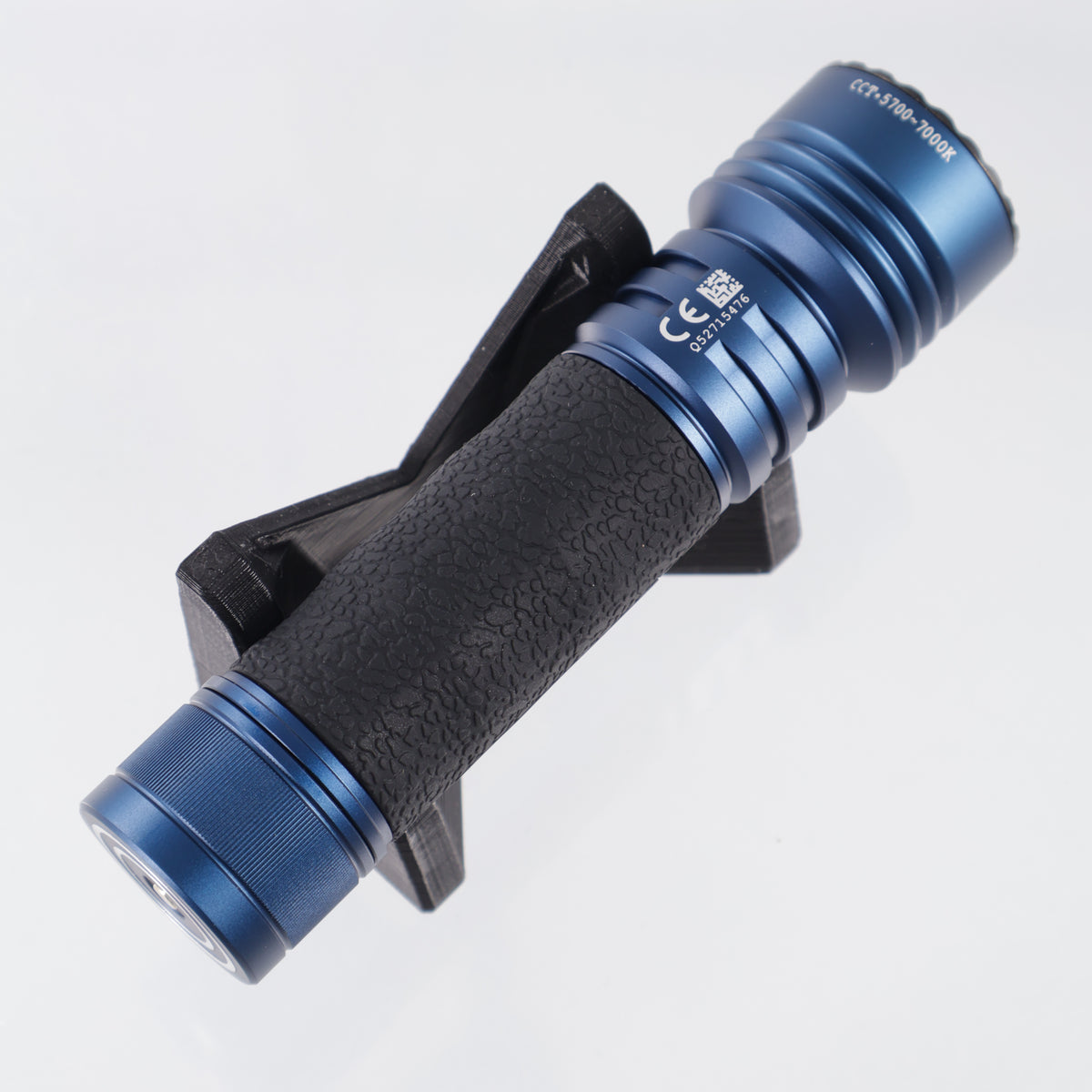 Olight Seeker 4 Pro - Midnight Blue Aluminum - 6 Stage Light - 4600 Lumen Max