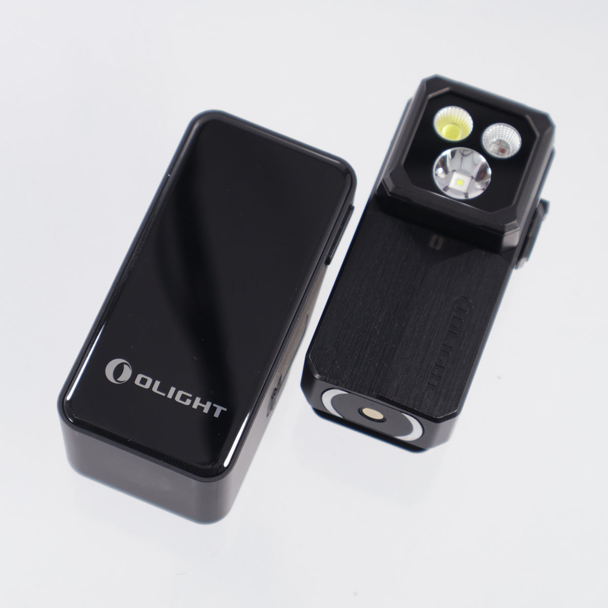 Olight Oclip 2 Ultra Premium w/ Charging Dock - Onyx Black O-Aluminum w/ Pivoting Head & Clip - Spotlight, Flood, UV & Red Light - 580 Lumen Max