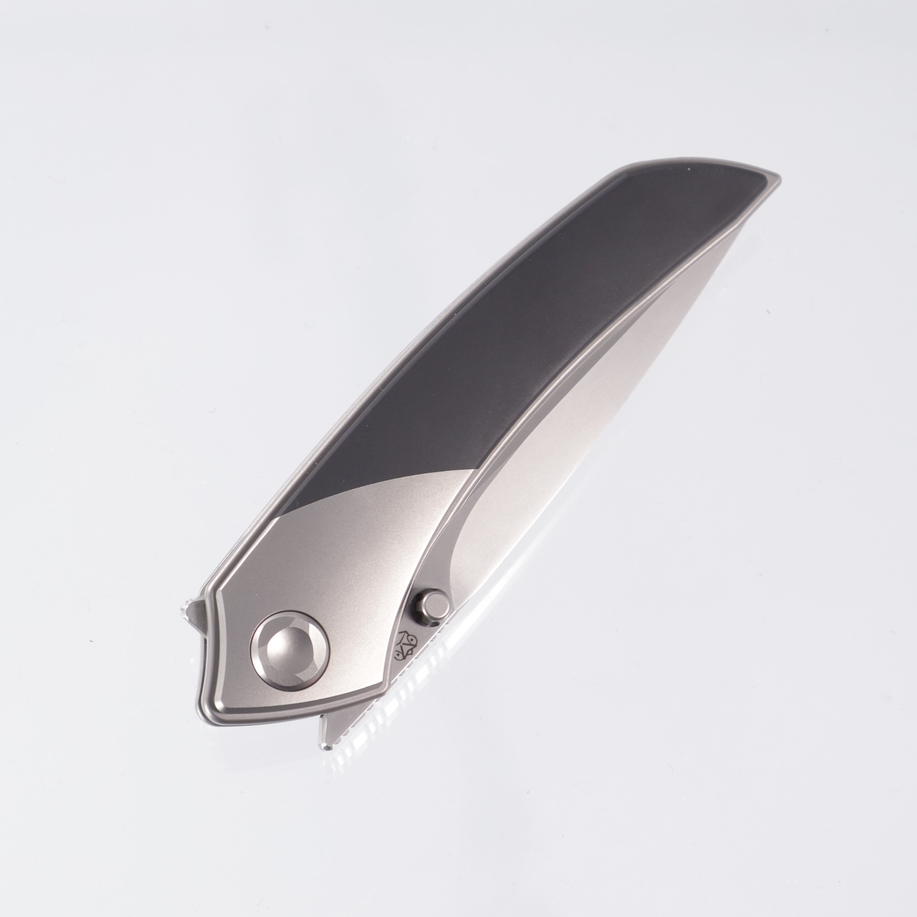 Poikilo Mini Tuna - Pearlescent Stonewash M398 - Ti & Blackened Ti Coated Handle - S1