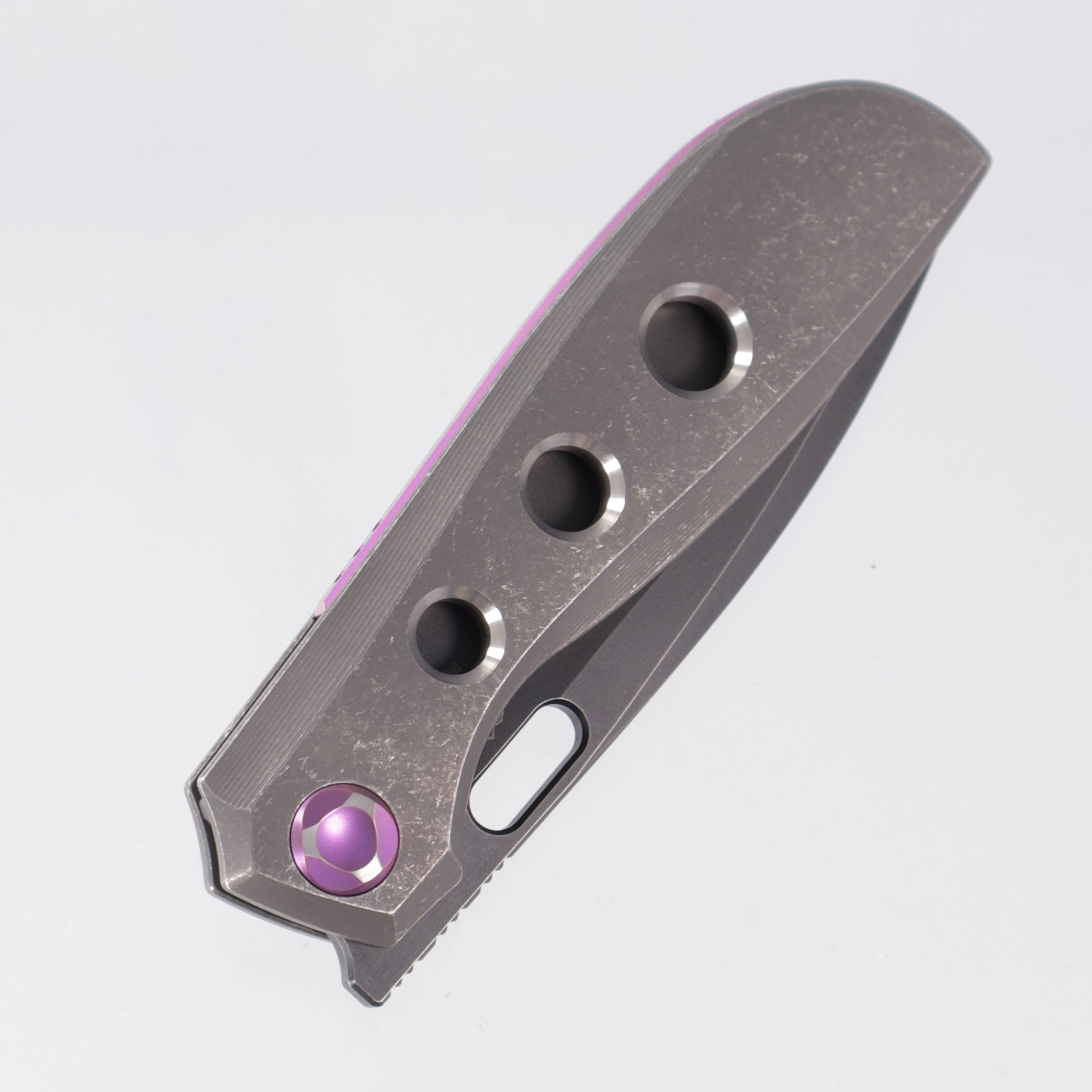 Poikilo Gecko BS3 - Dark Stonewash Titanium w/ Speed Holes - Worn Dark Stonewash M398