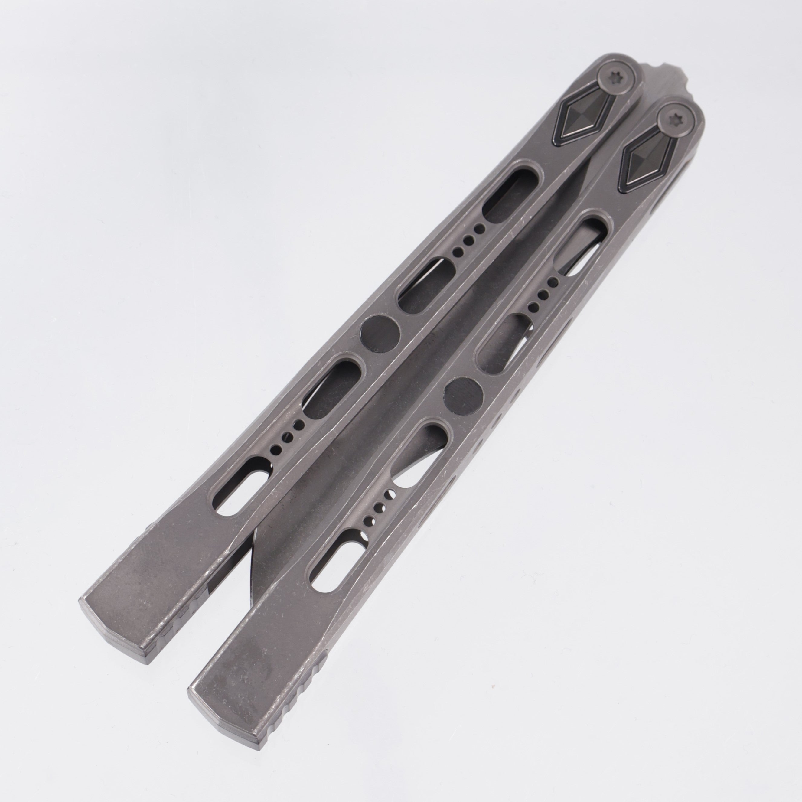 Poikilo PM 1 Hydra Dao - Dark Stonewash Titanium w/ Zirc Accents - Dark Stonewash M398