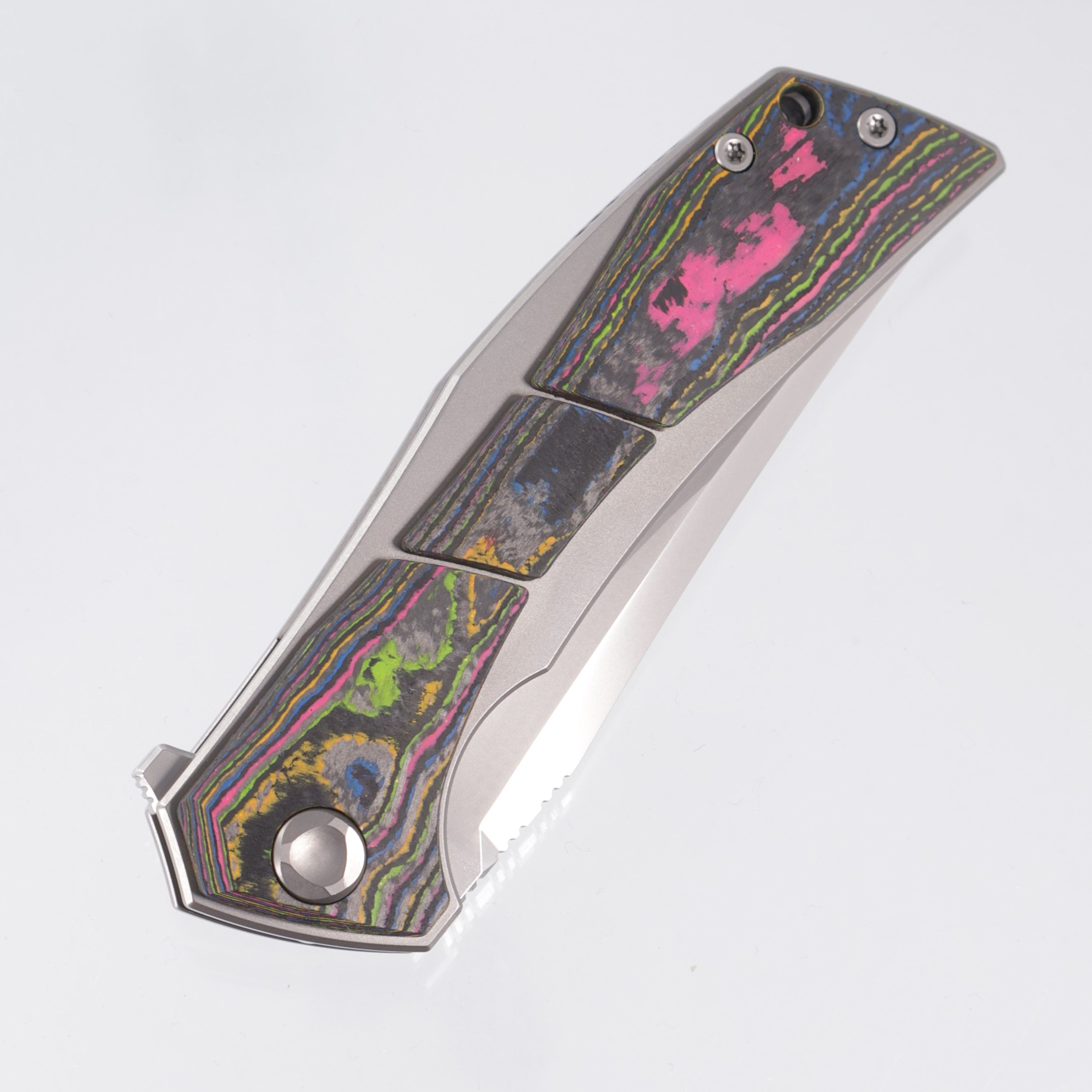 Poikilo Anolis - Pearlescent Stonewash Titanium w/ 80s Camo Carbon Scales & Backspacer - Pearlescent Stonewash M398 - BROP Exclusive