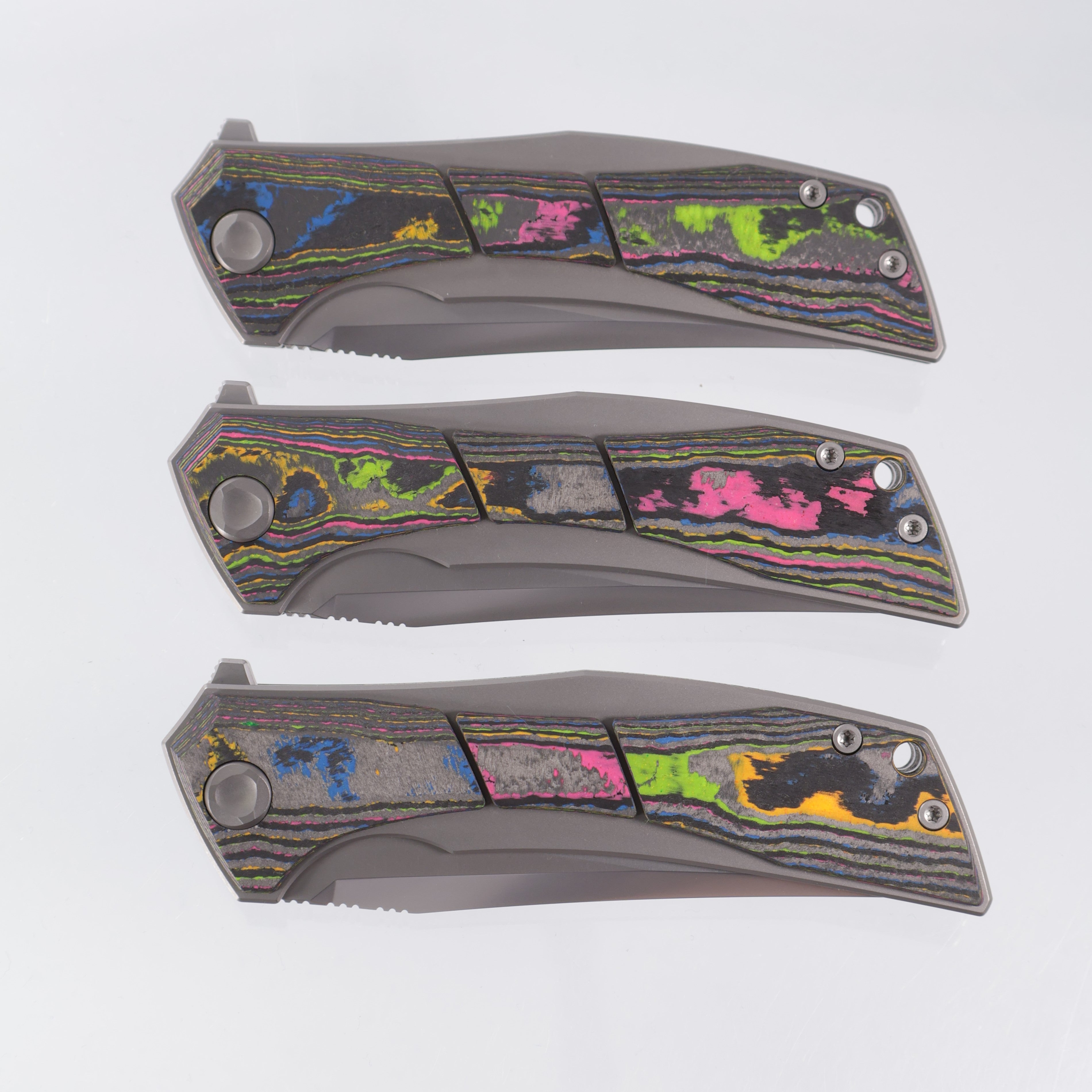 Poikilo Anolis - Pearlescent Stonewash Titanium w/ 80s Camo Carbon Scales & Backspacer - Pearlescent Stonewash M398 - BROP Exclusive