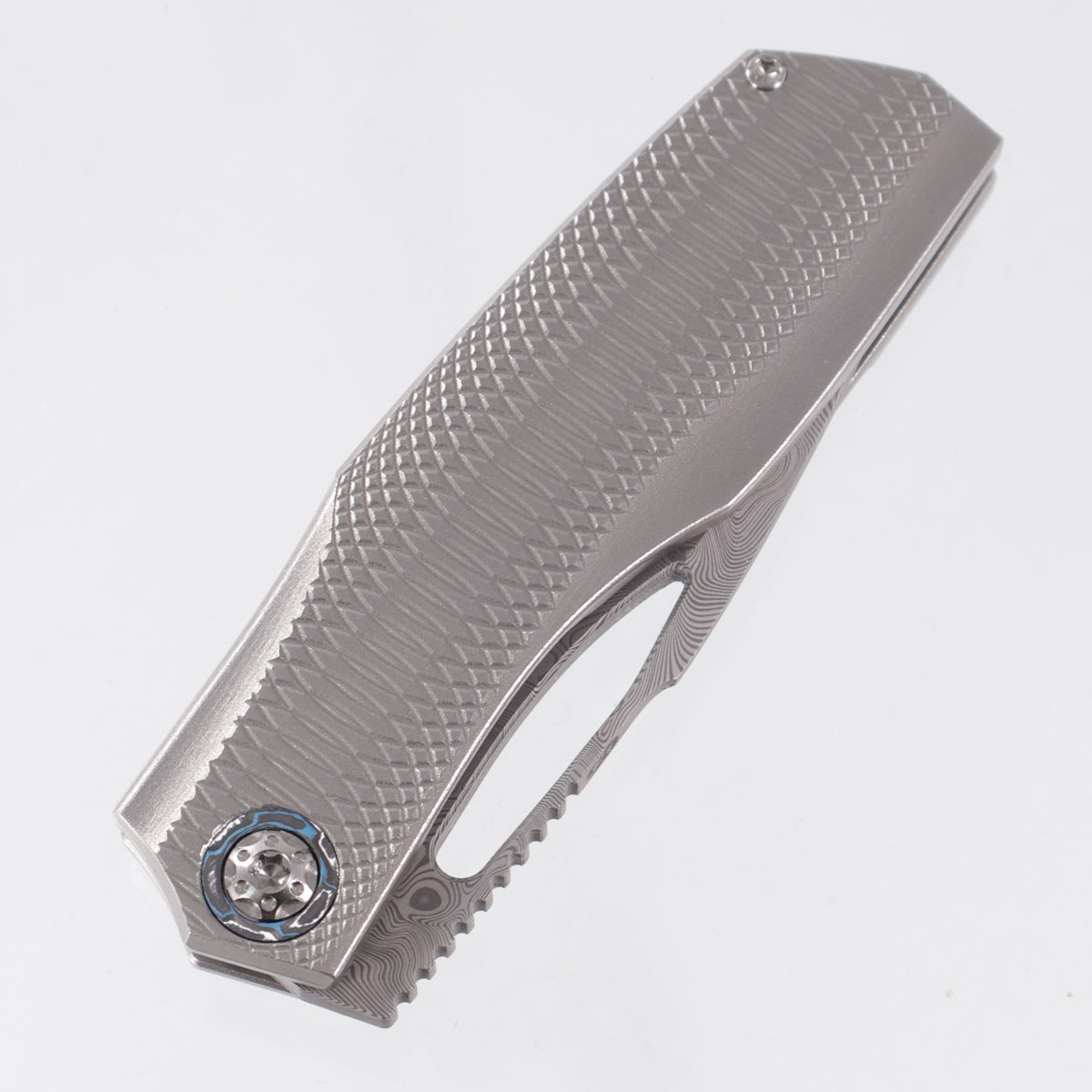 Prince Customs Protean #1012 Wharncliffe - Putter Milled Titanium w/ Arctic Frost Fat Carbon Pivot Collars / Backspacer & DS93X Damasteel Clip - DS93X Damasteel