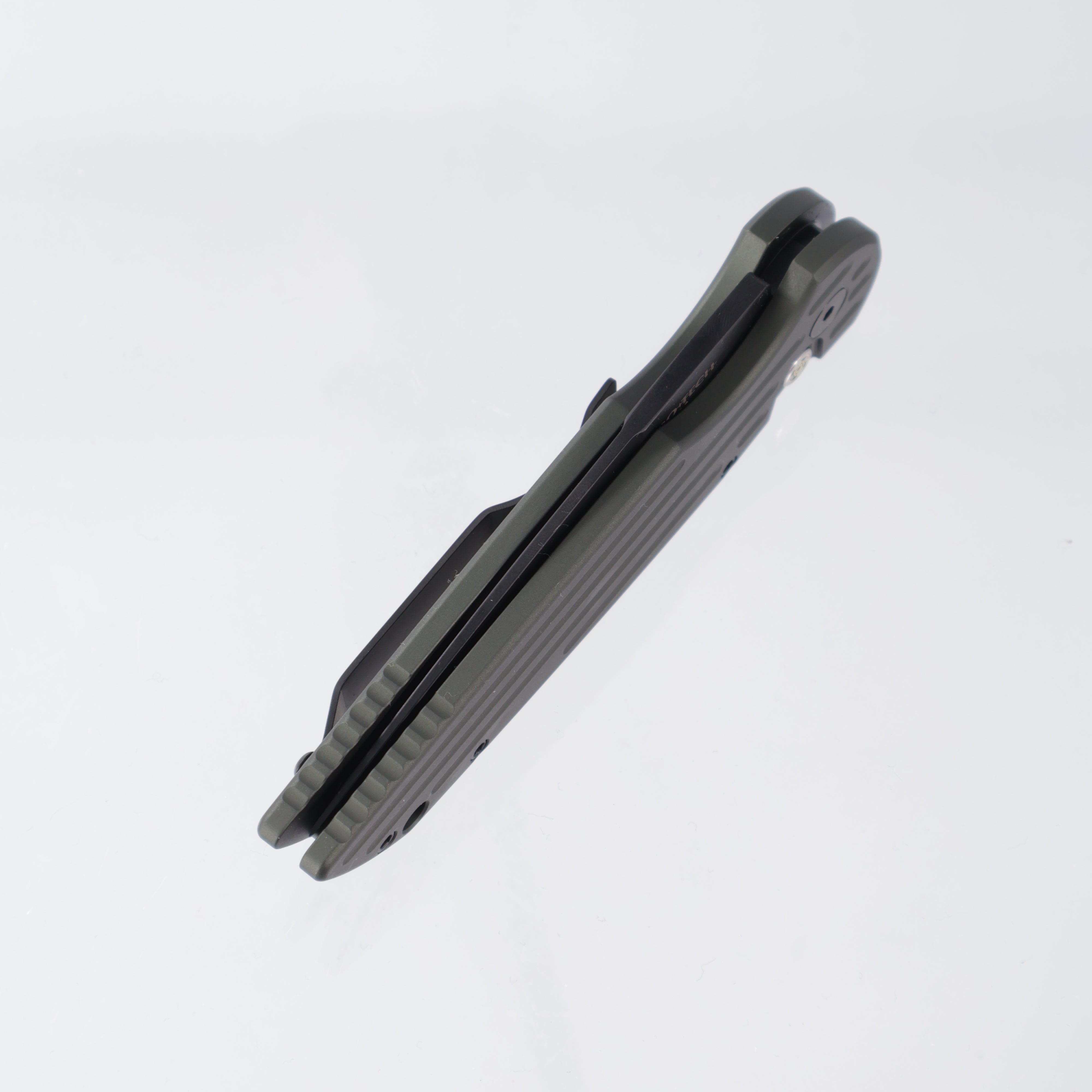 Pro-Tech TR-3 Auto - DLC 154CM - Green Aluminum w/ Grooves & Mosaic Button - SHOT26.TR3.1 (TR3)