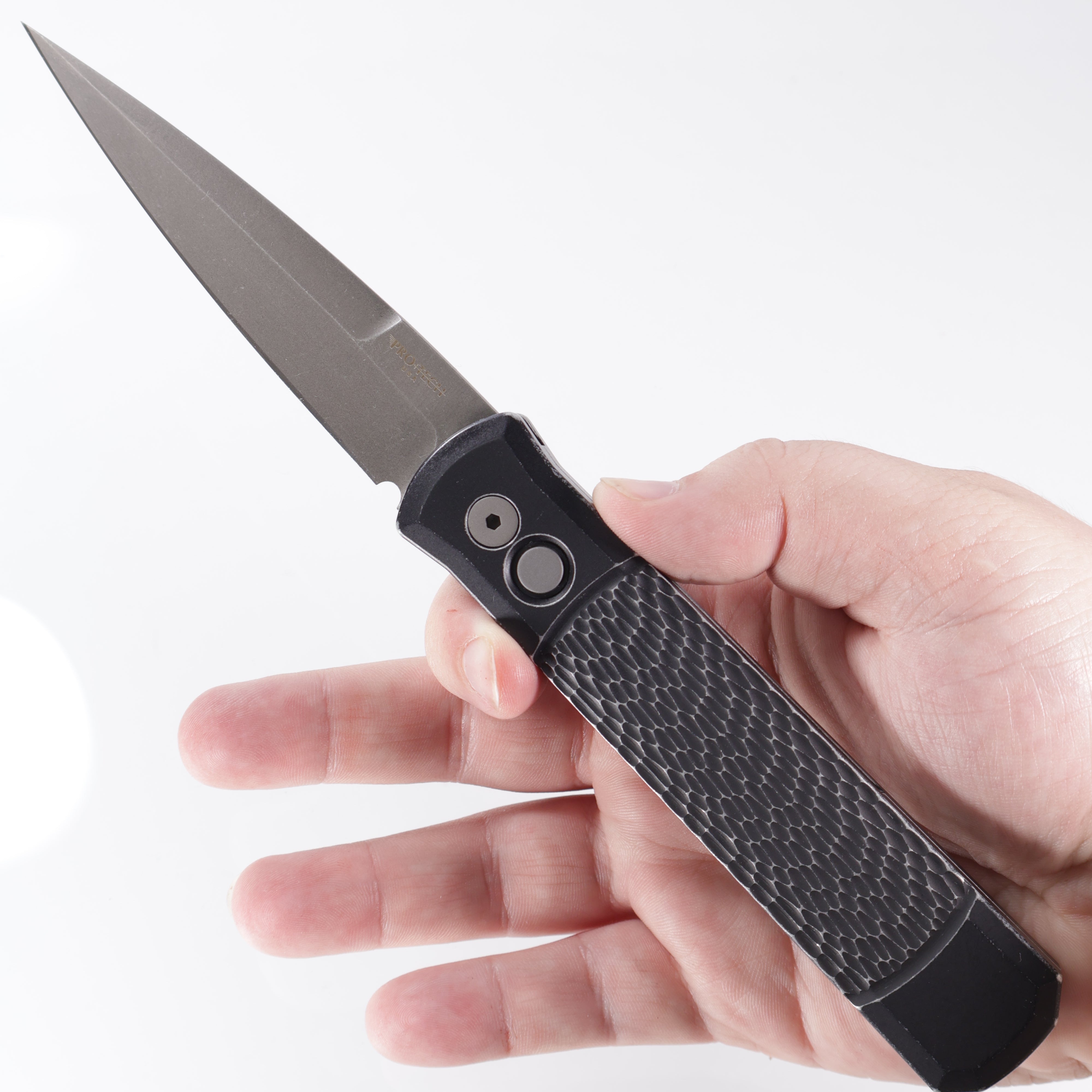 Pro-Tech Godfather - Battleworn Black Jigged Aluminum - Acidwashed 154CM - 926-AW BW