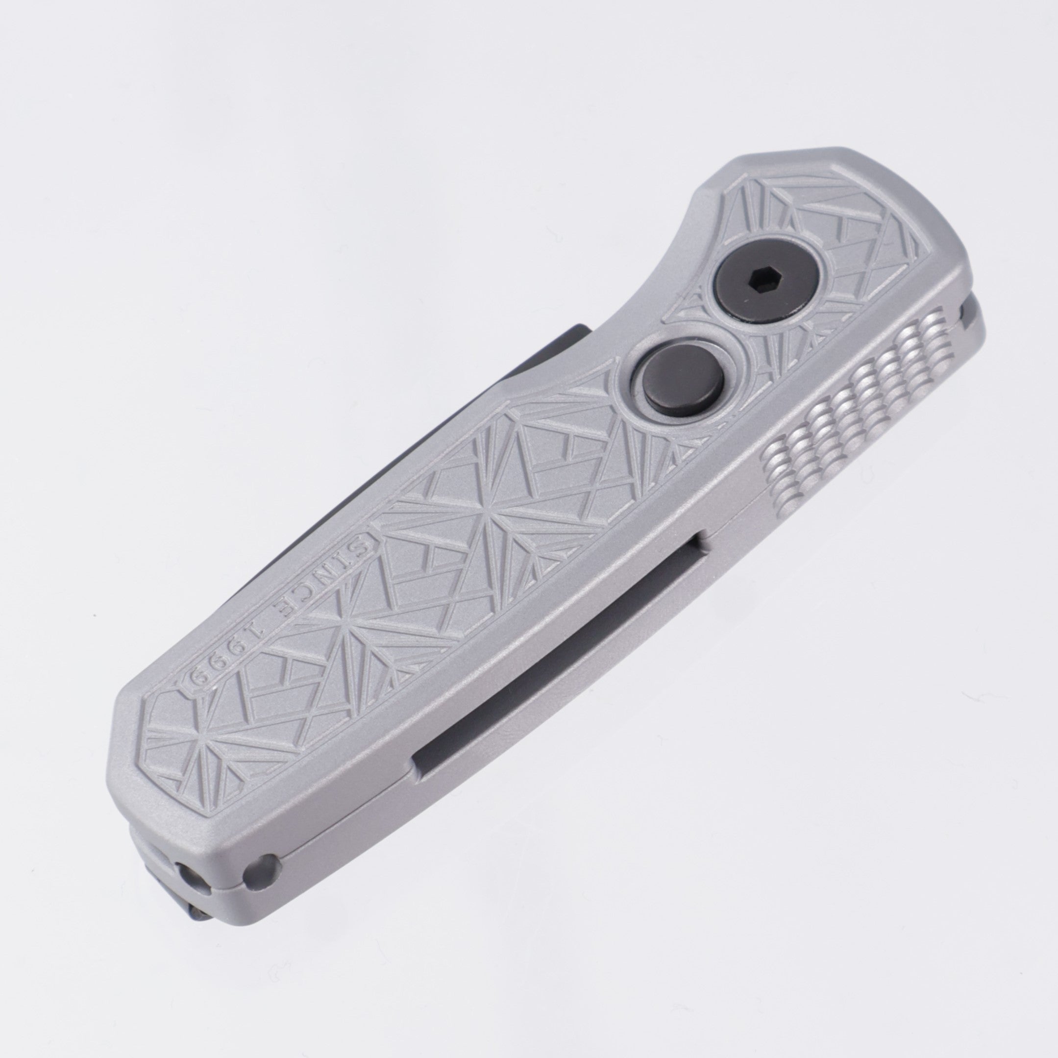 Pro-Tech Runt 5 - Grey Aluminum w/ Nexus Pattern - DLC 20CV Reverse Tanto - R5203-GREY Nexus