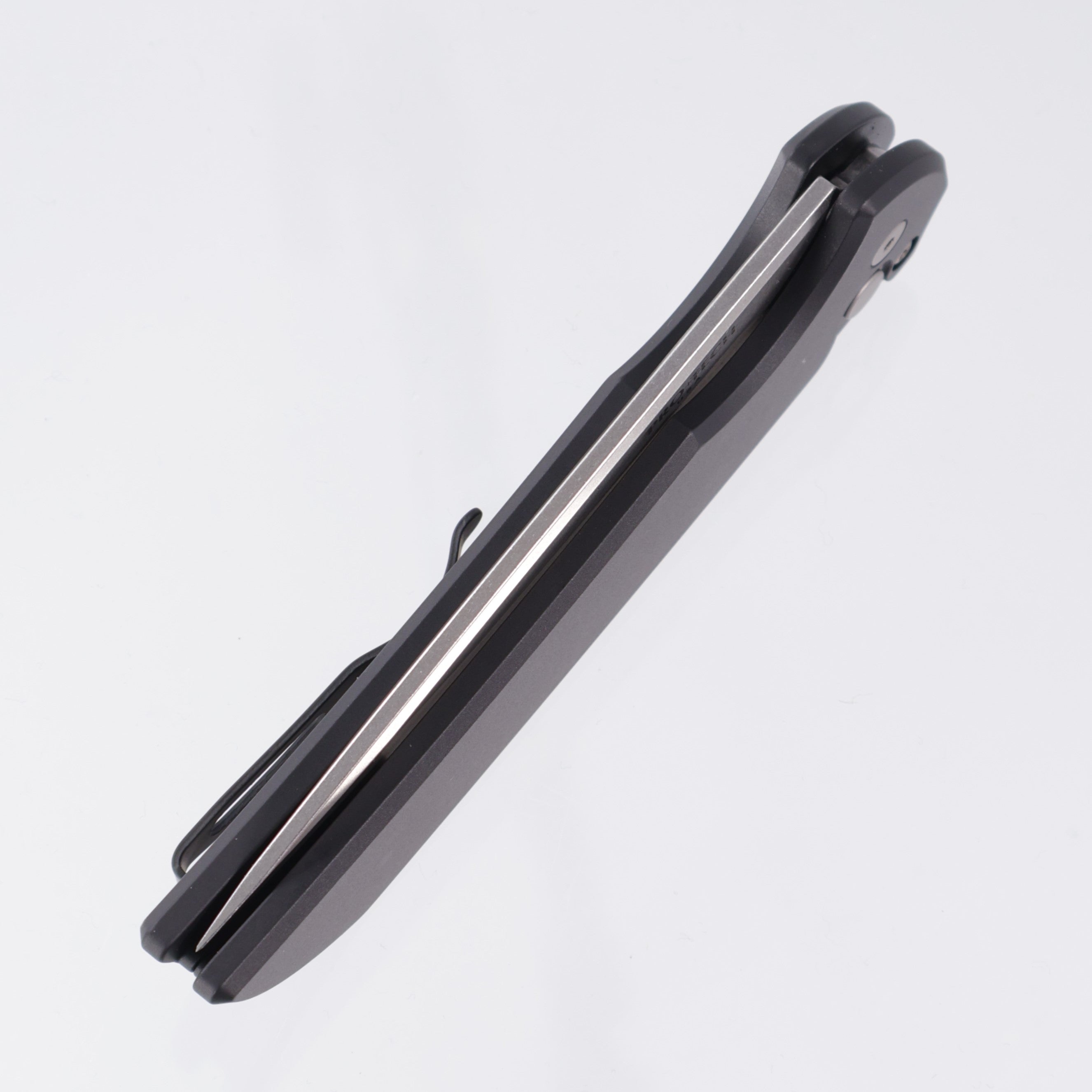 Pro-Tech Mordax - Black Alumium - Stonewash Magnacut - MX101