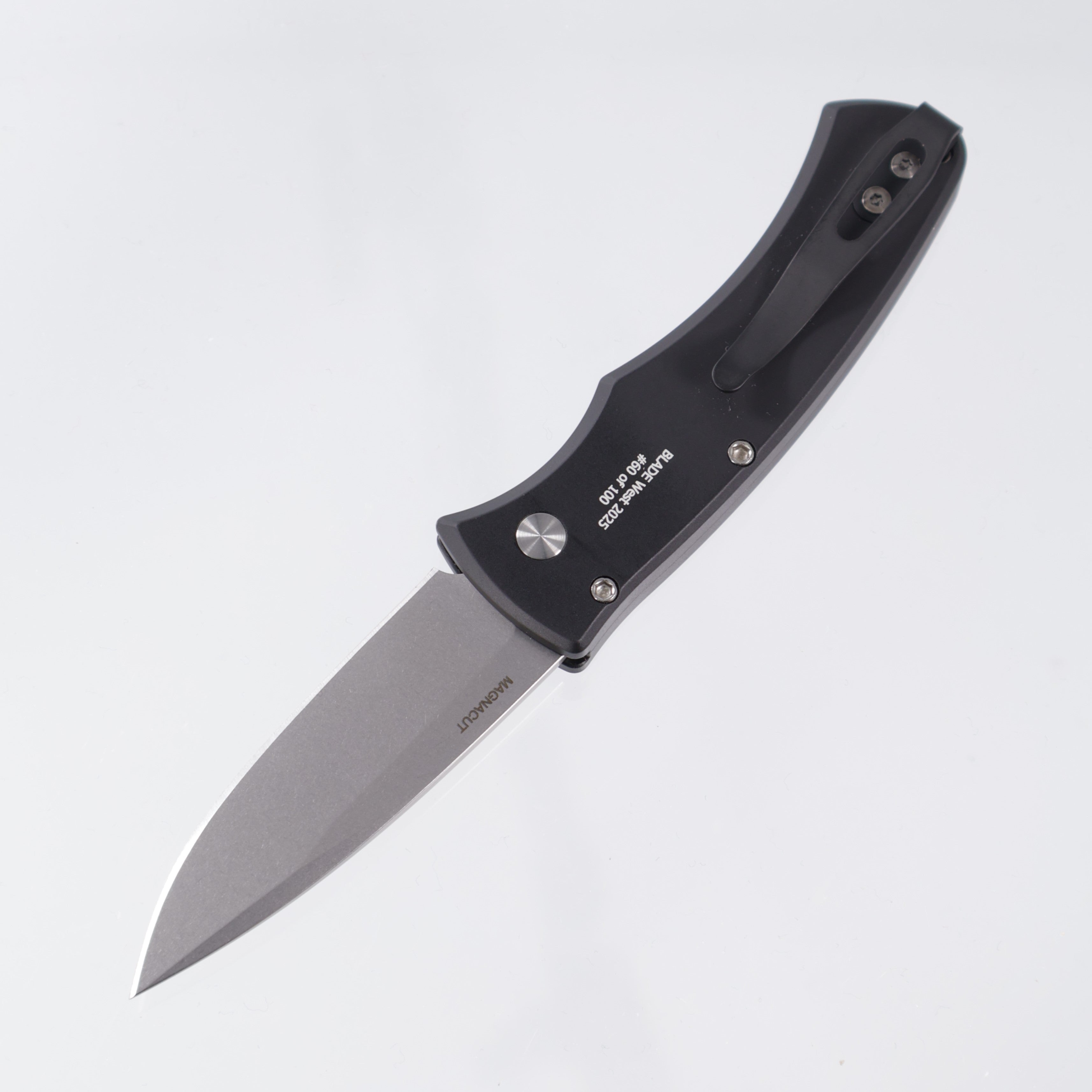 Pro-Tech Duke - Black Aluminum w/ Gold Lip Pearl Button - Stonewash Magnacut - BSW25.Duke.1