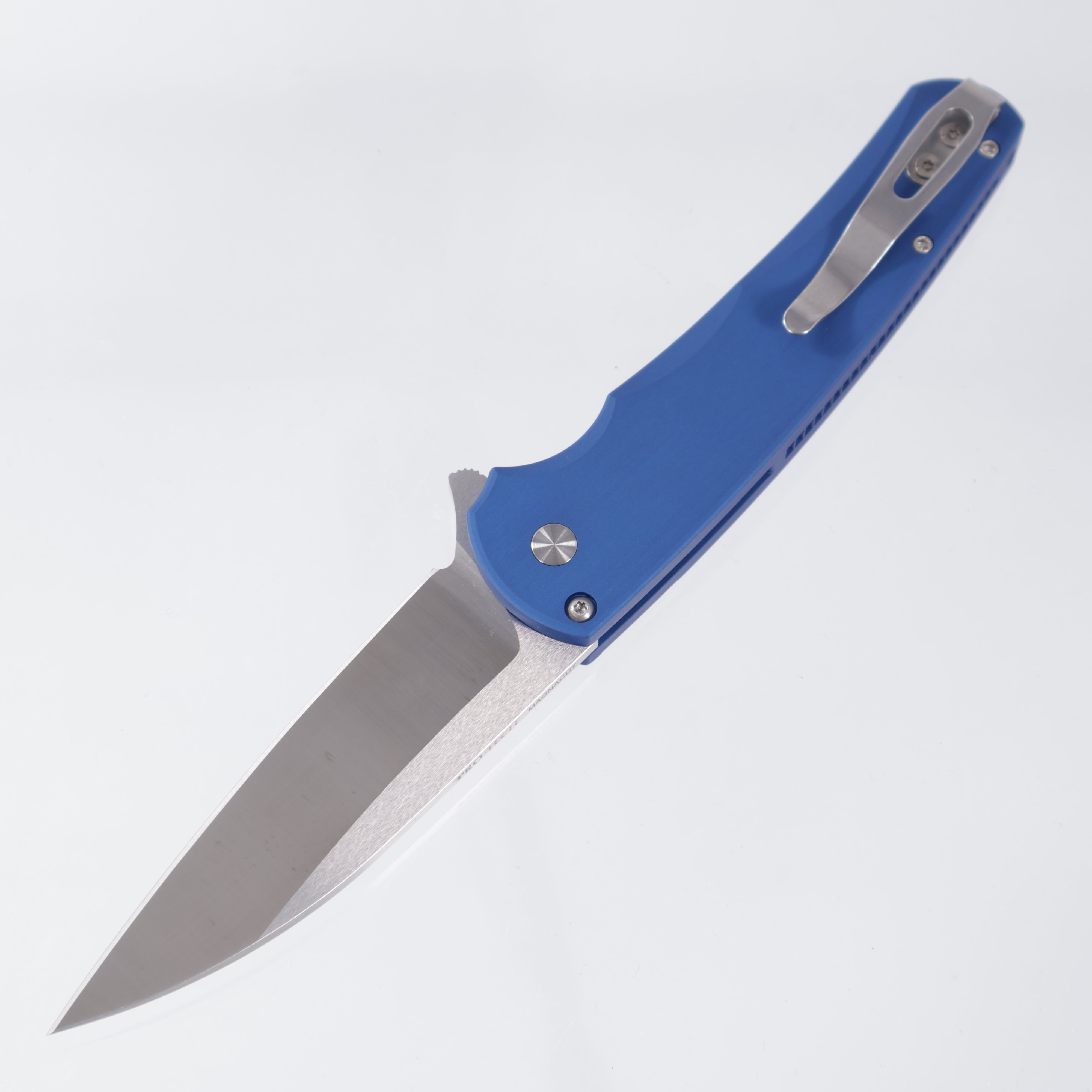 Pro-Tech Malibu - Blue Aluminum w/ White Pearl Button - Satin Wharncliffe Magnacut - 5300-LTD BLUE