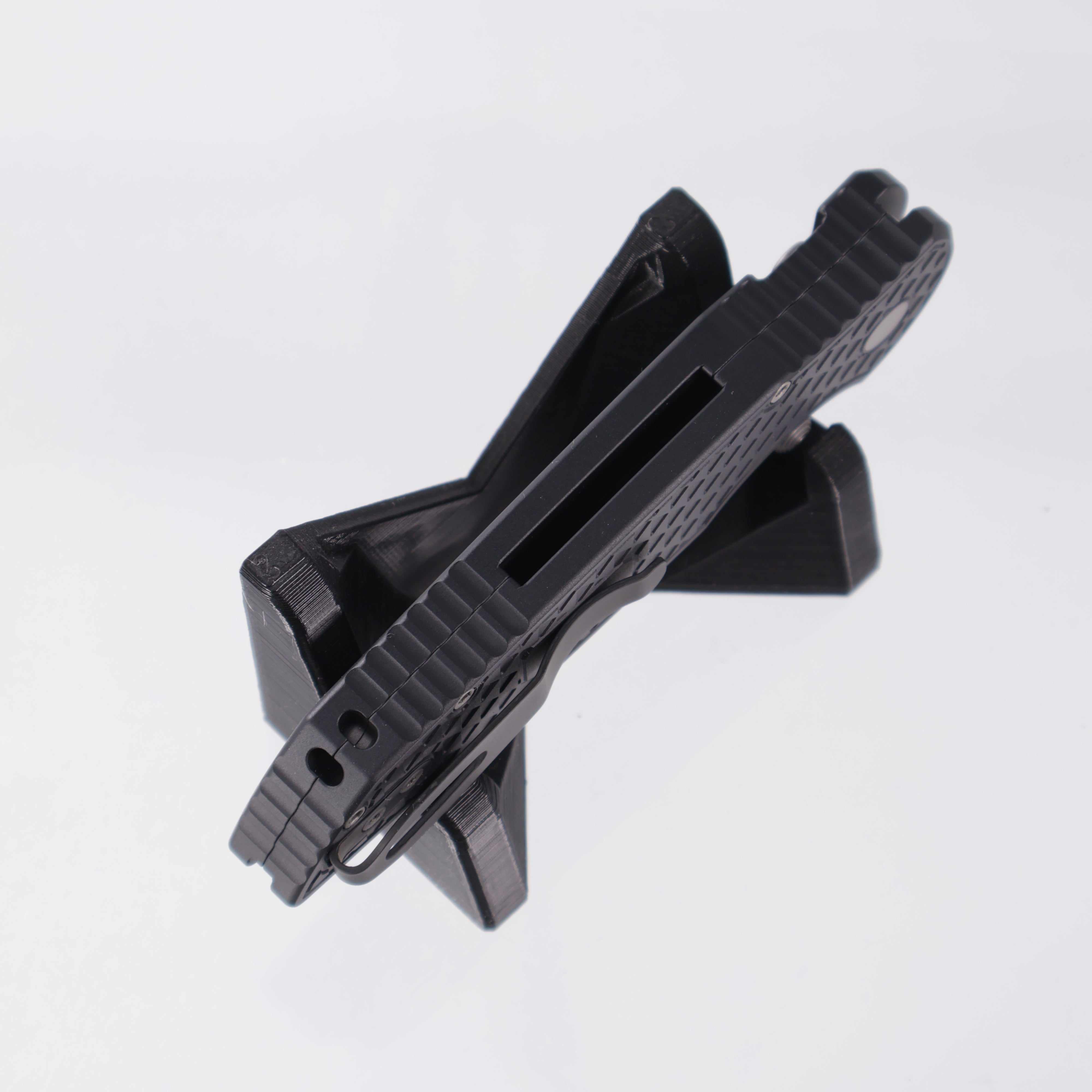 Pro-Tech TR-3 Integrity - Black Aluminum w/ Relic Milling - DLC Magnacut - INT1106