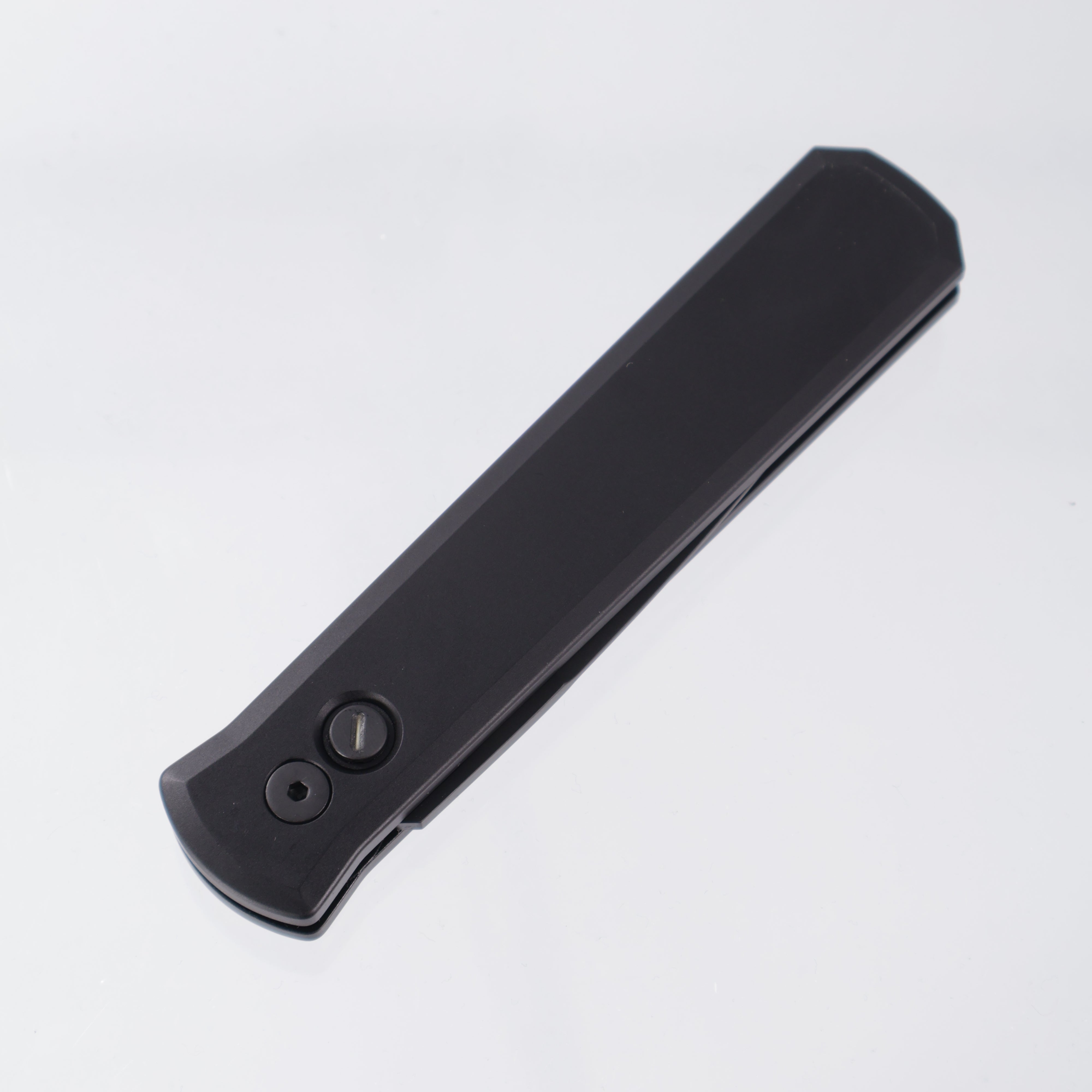 Pro-Tech Godfather - Black Aluminum w/ Tritium Inlay Button - DLC 154CM - 921 OPERATOR