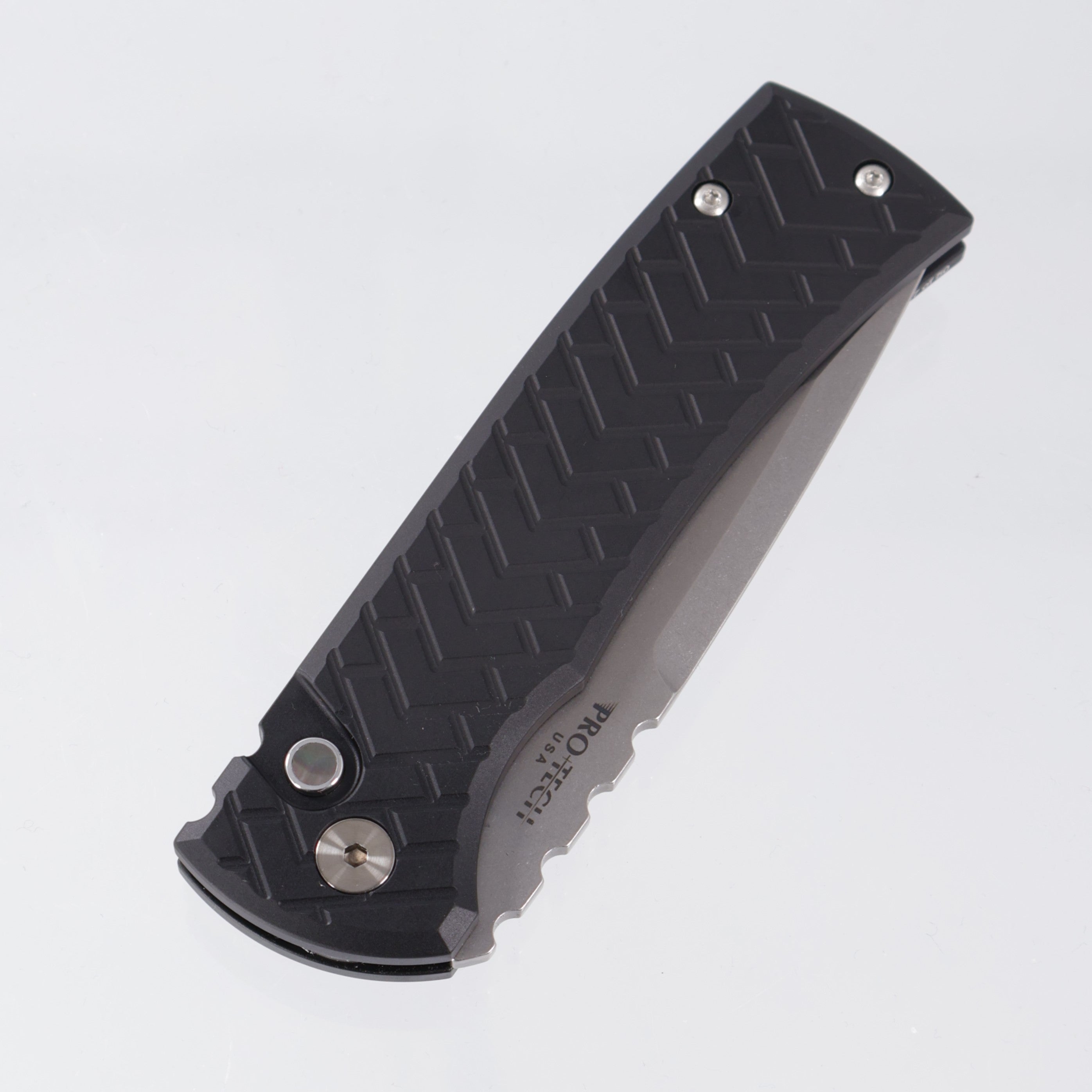 Pro-Tech Redencion Auto Tanto - Black Tread Texture Aluminum w/ Black Lip Pearl Button - Stonewash S35VN - BST26.Redencion.1