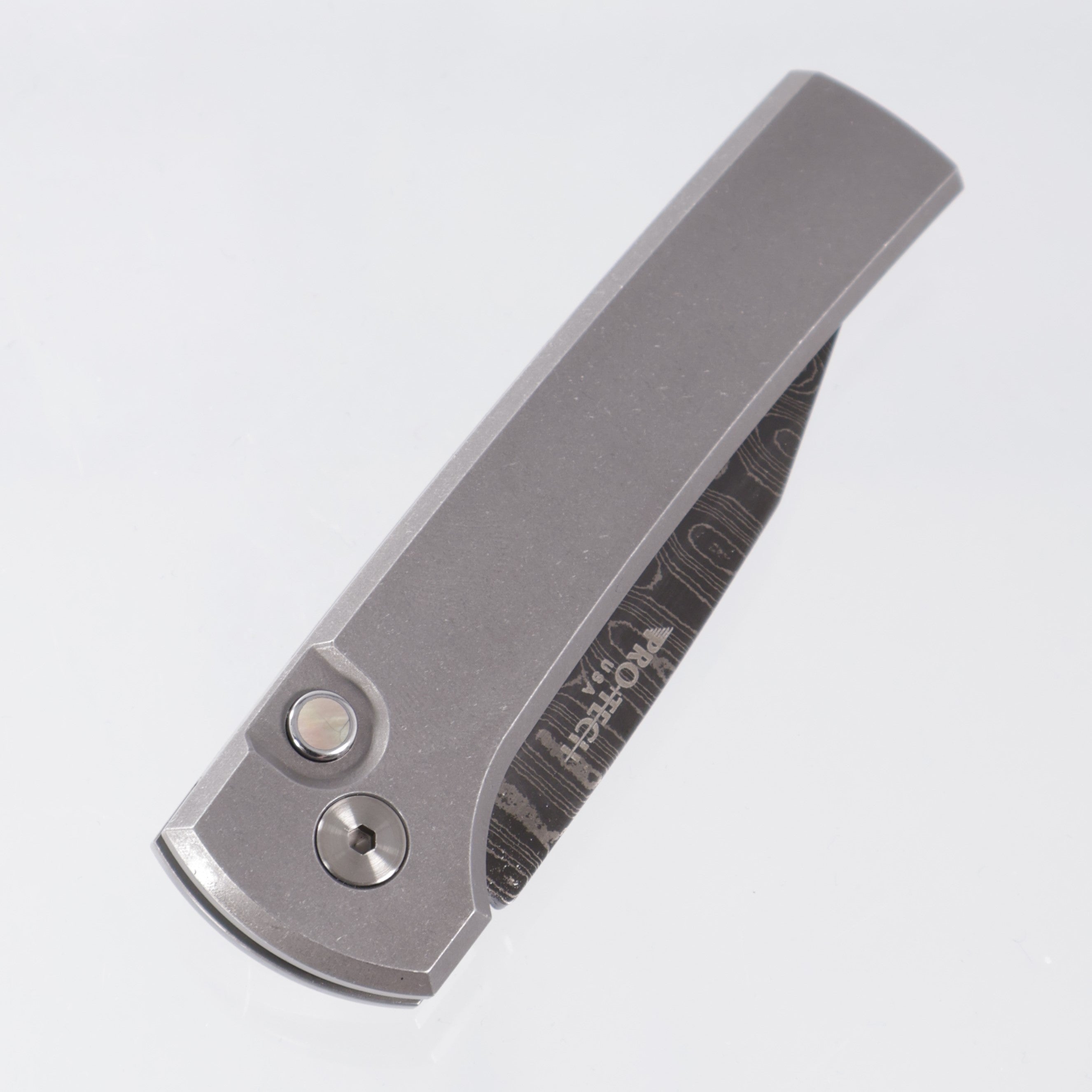 Pro-Tech Scapegoat Compact Custom - Stonewash 17-4 Stainless Steel w/ Black Lip Pearl Button - Vegas Forge Ladder Damacscus - 2026 Scapegoat Compact Custom 004