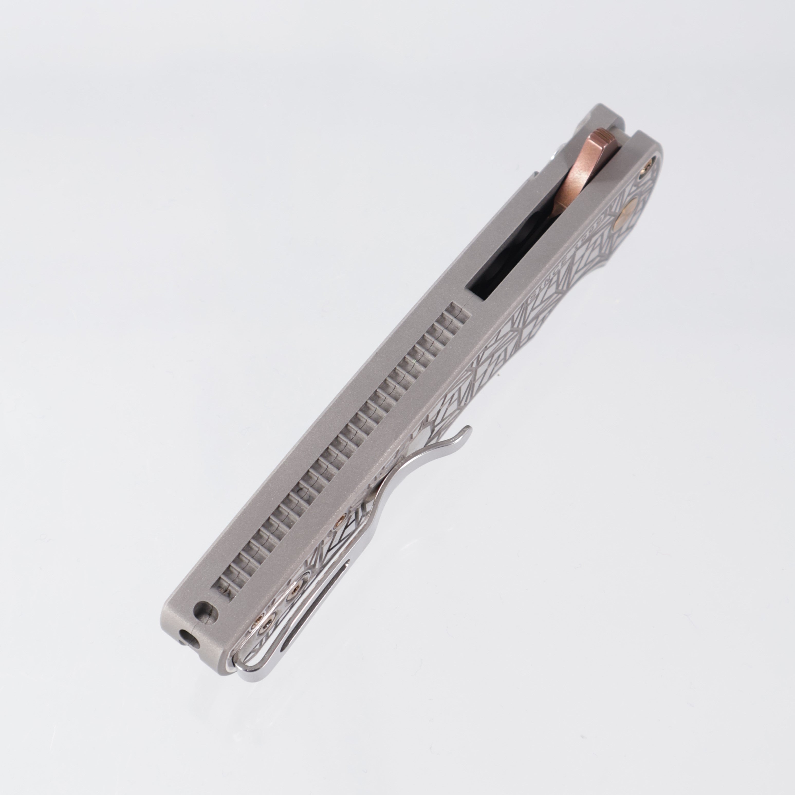 Pro-Tech Malibu Custom - Copper Rose PVD Magnacut & Matching Hardware - Nexus Pattern Two-Tone Steel Handle w/ Black Lip Pearl Button - 2026 Malibu Custom 003