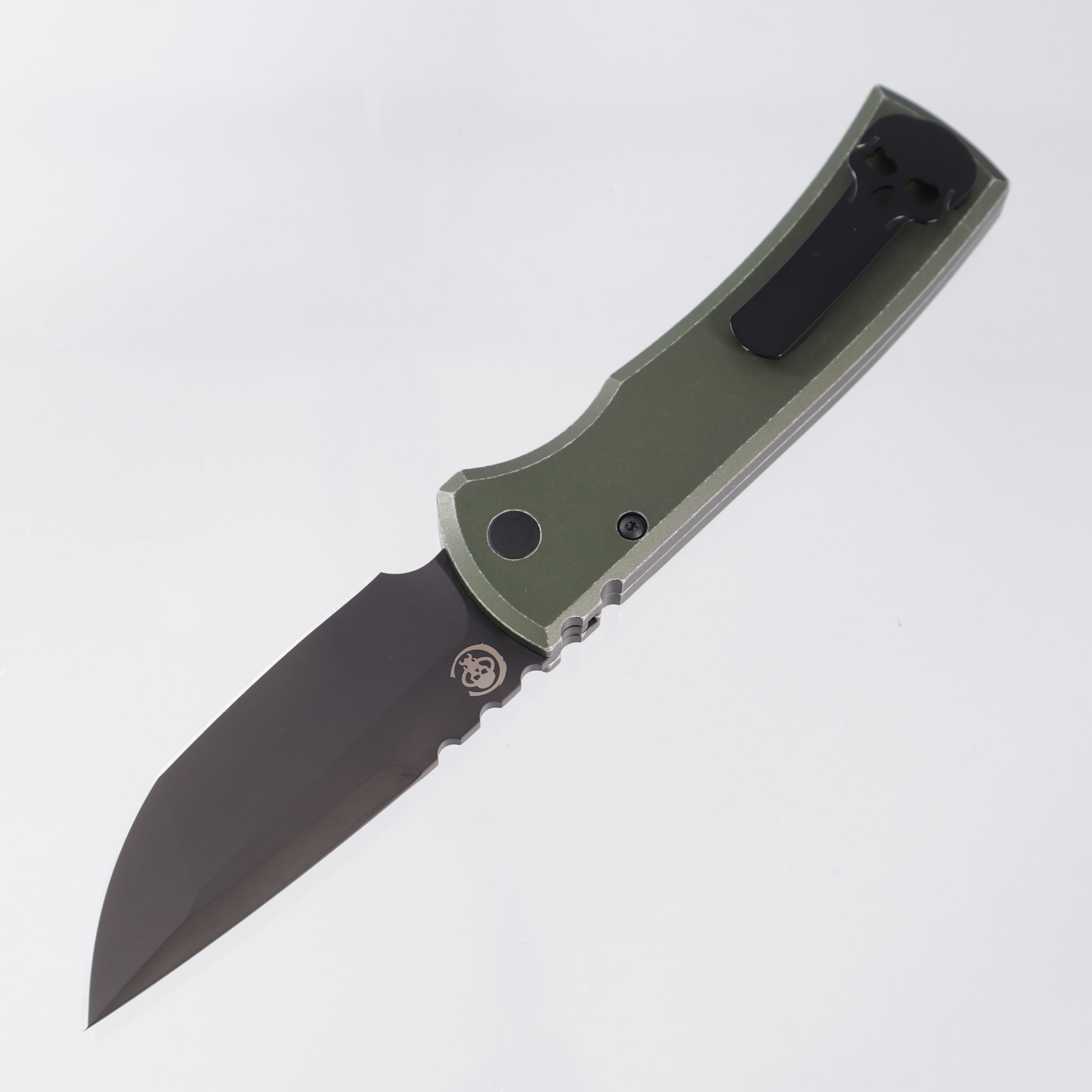 Chaves x Pro-Tech Redencion 229 - Battleworn Green - DLC S35vn Tanto - Pearl Button - RCR1103-LTD BW Green