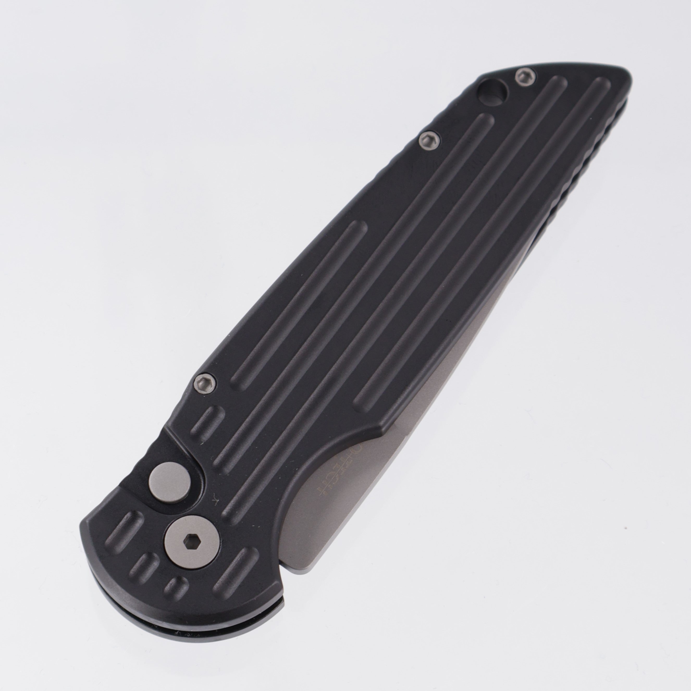 Pro-Tech TR-3 Auto - Black Aluminum w/ Grooves - Beadblast 154CM