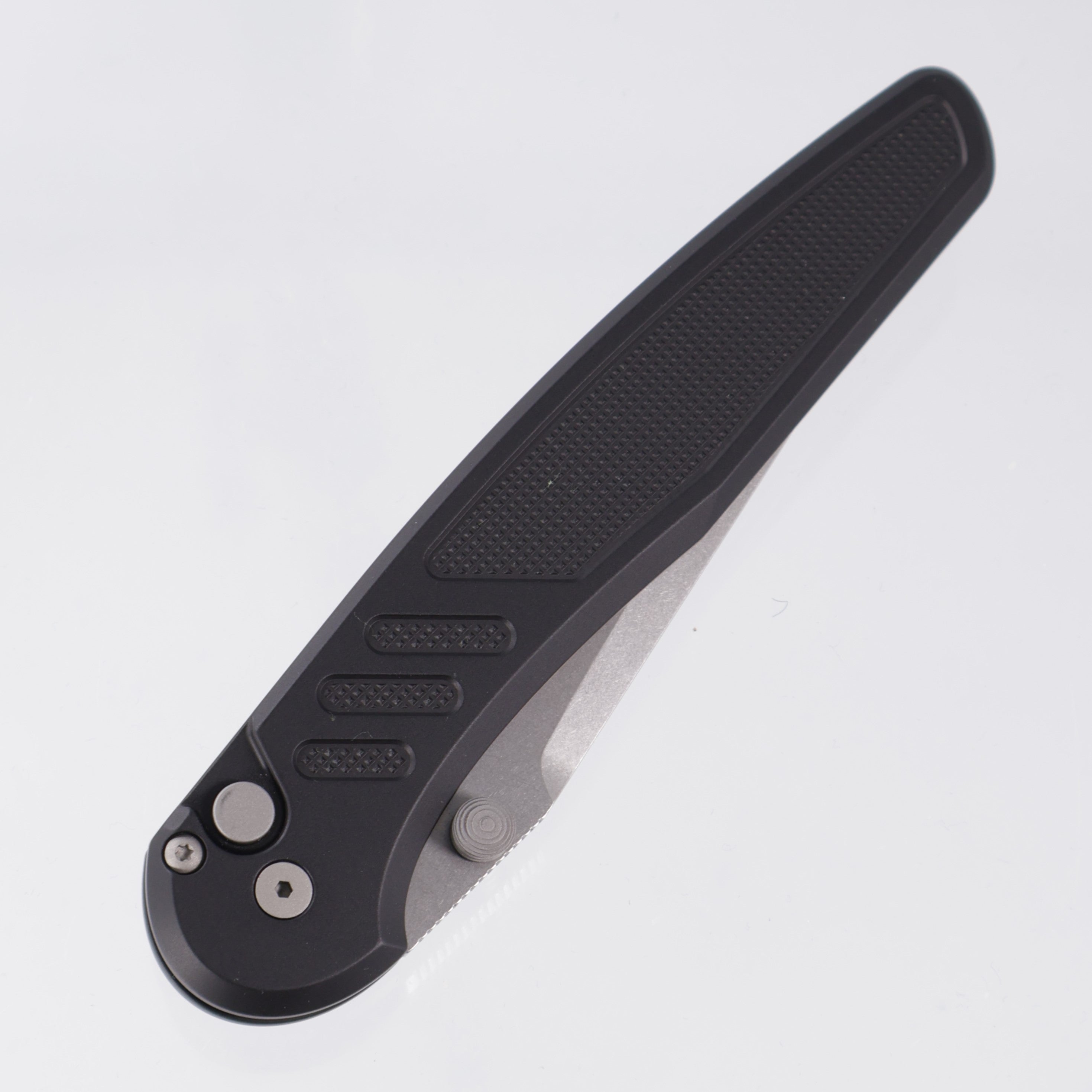 Pro-Tech Avalon - Black Knurled Aluminum - Stonewash Magnacut - PN1101