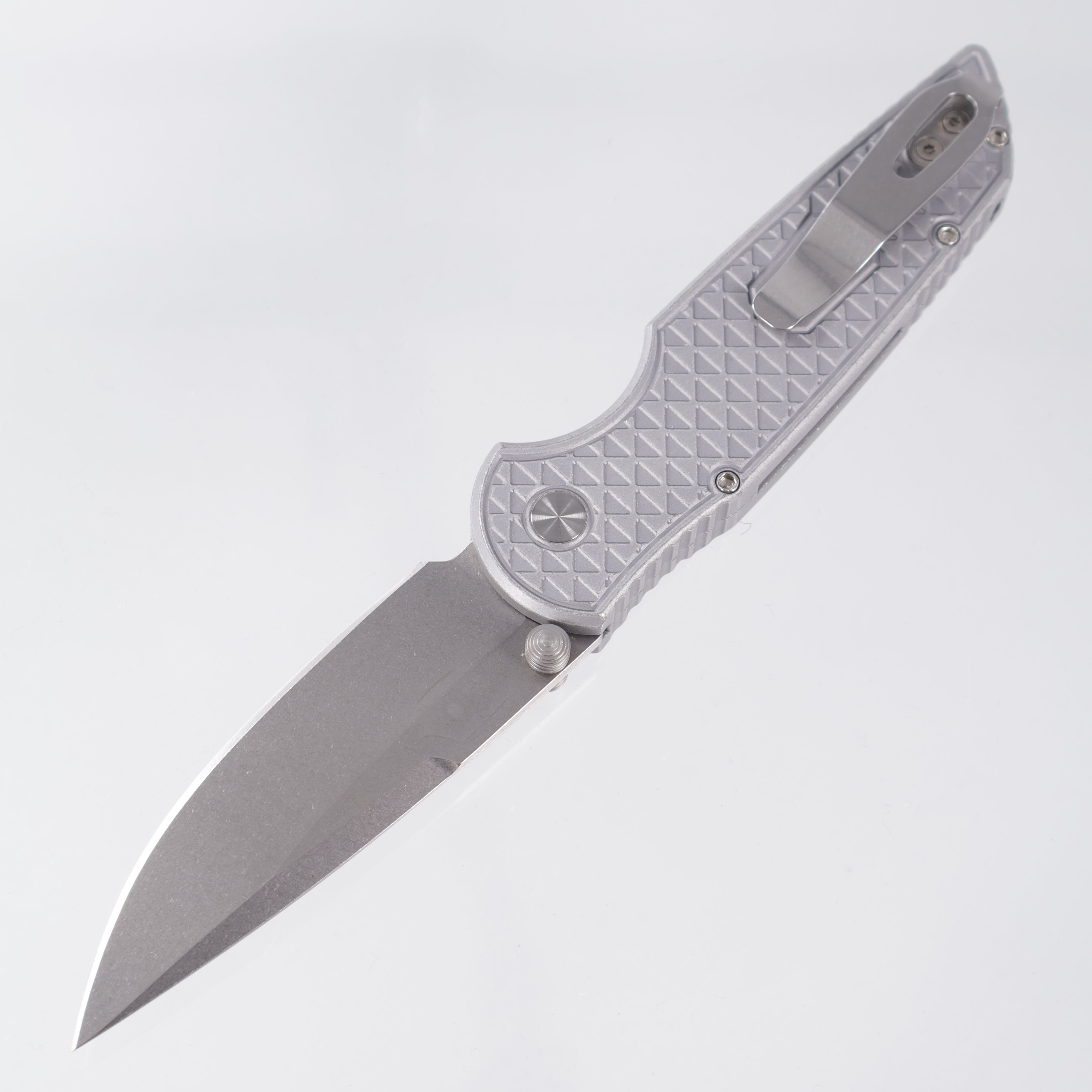Pro-Tech Integrity TR-3 - Grey Battleworn Relic Texture Aluminum w/ Mother Of Pearl Button - Stonewash Magnacut - INT1105-MOP BW RELIC Grey