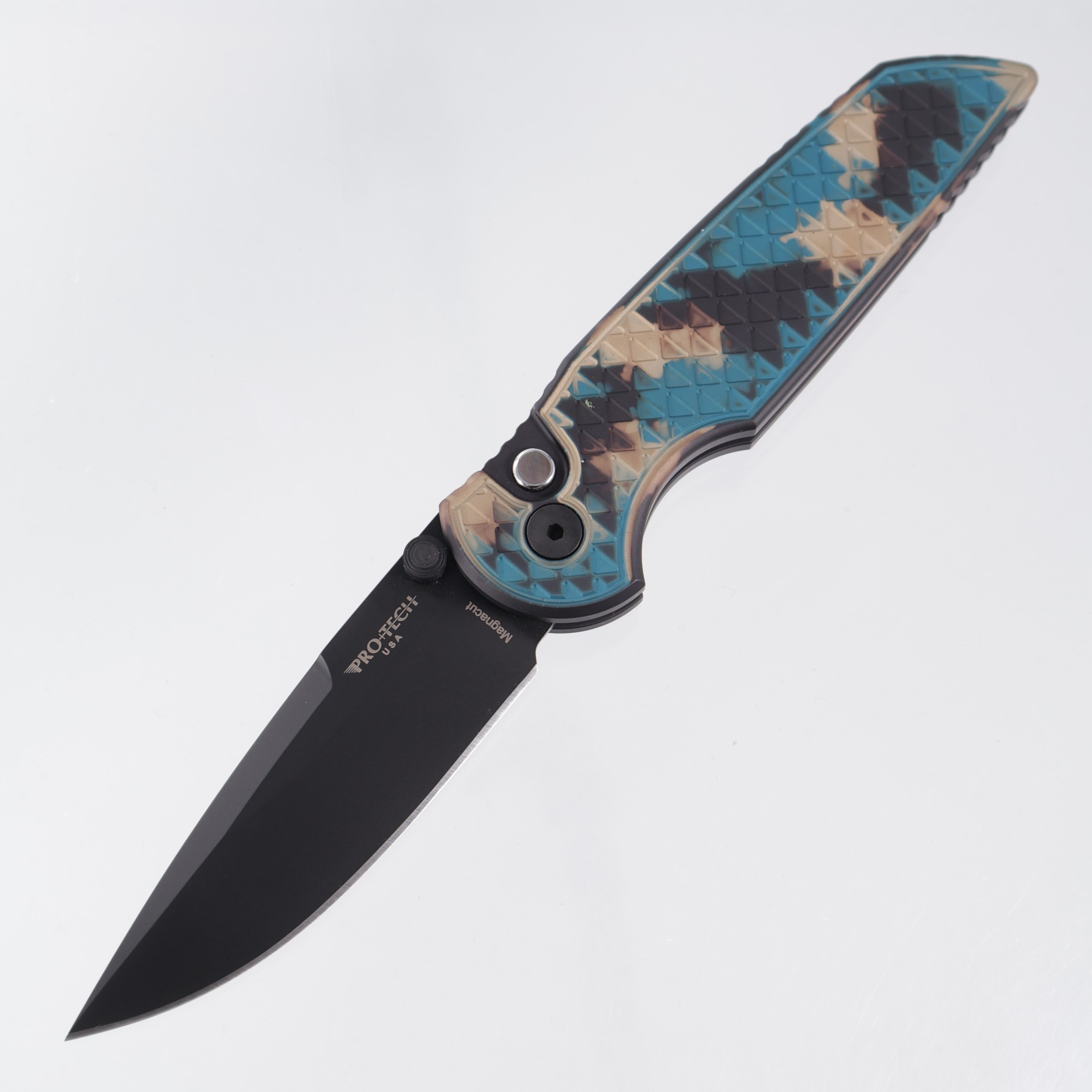 Pro-Tech TR-3 Integrity - Shipwreck Anodized Relic Pattern Aluminum w/ Black Lip Pearl Button - DLC Magnacut - INT1106-SHIPWRECK
