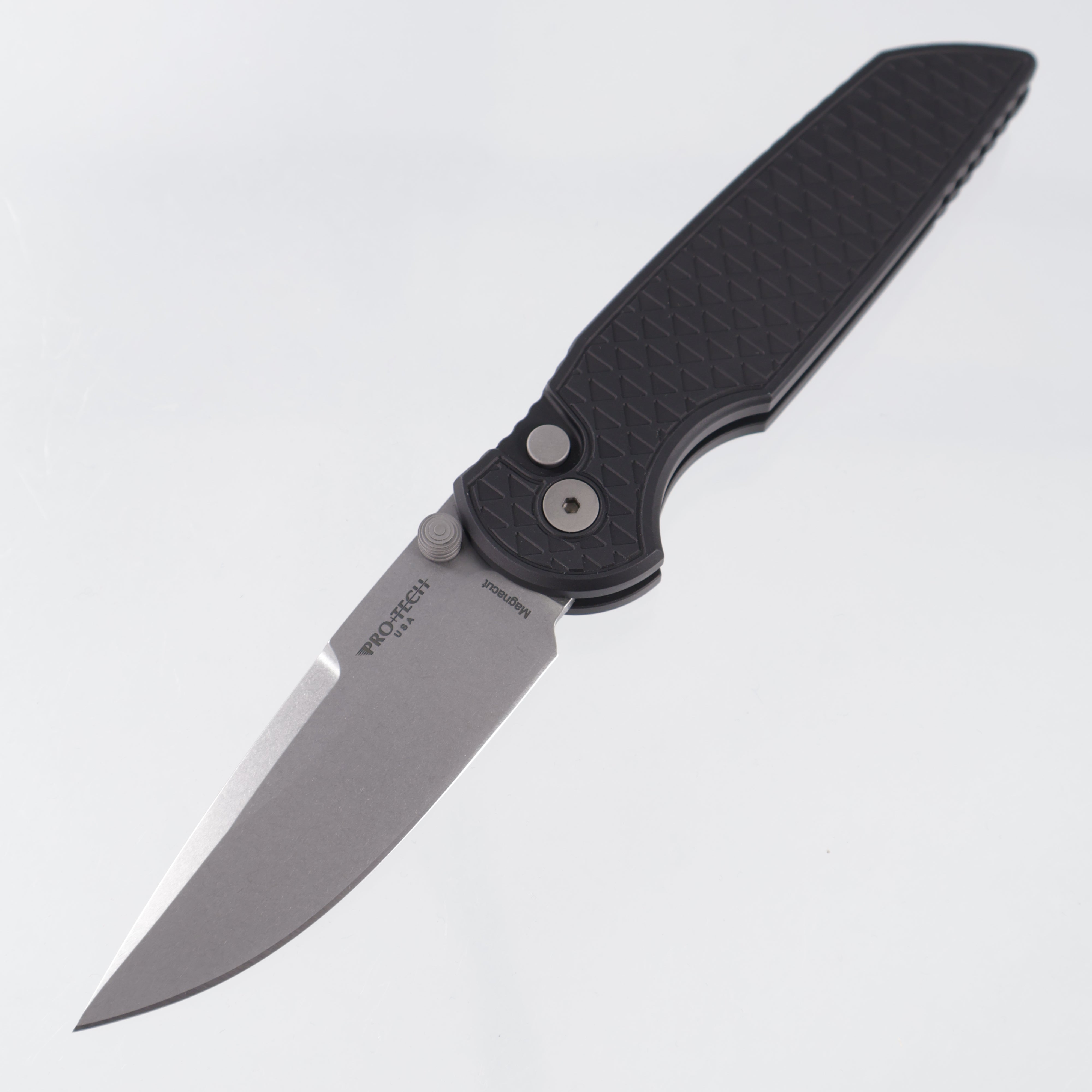 Pro-Tech TR-3 Integrity - Black Relic Texture Aluminum - Stonewash Magnacut - INT1105