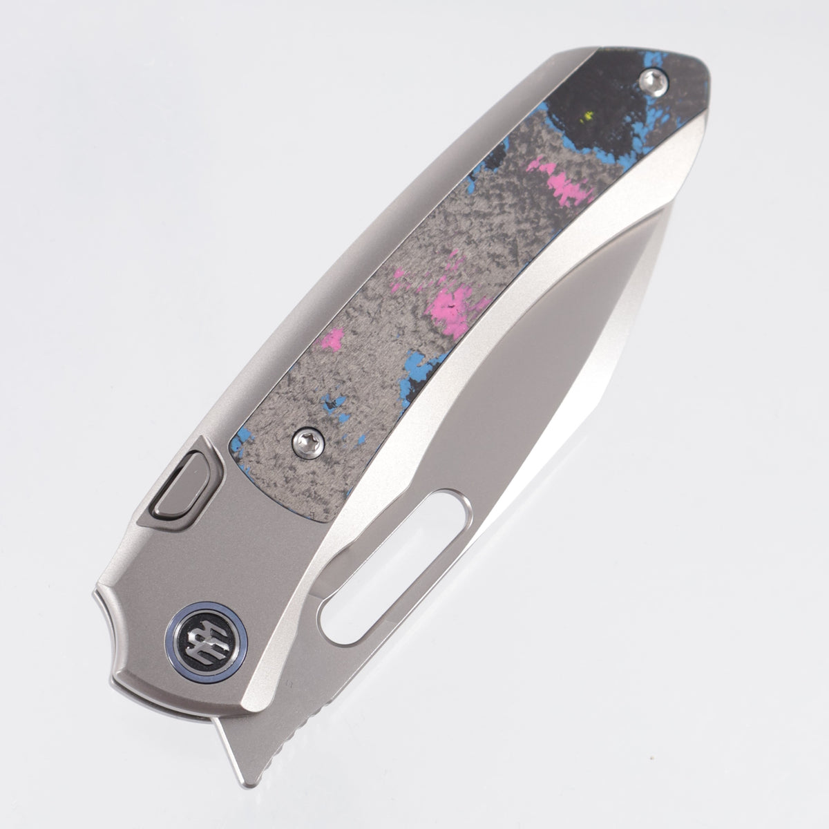 Remette Orca - Beadblast Titanium w/ Ultimate Warrior Camo Carbon Inlays & Blue Pivot Collars - Pearlescent M390 - ORCAUR