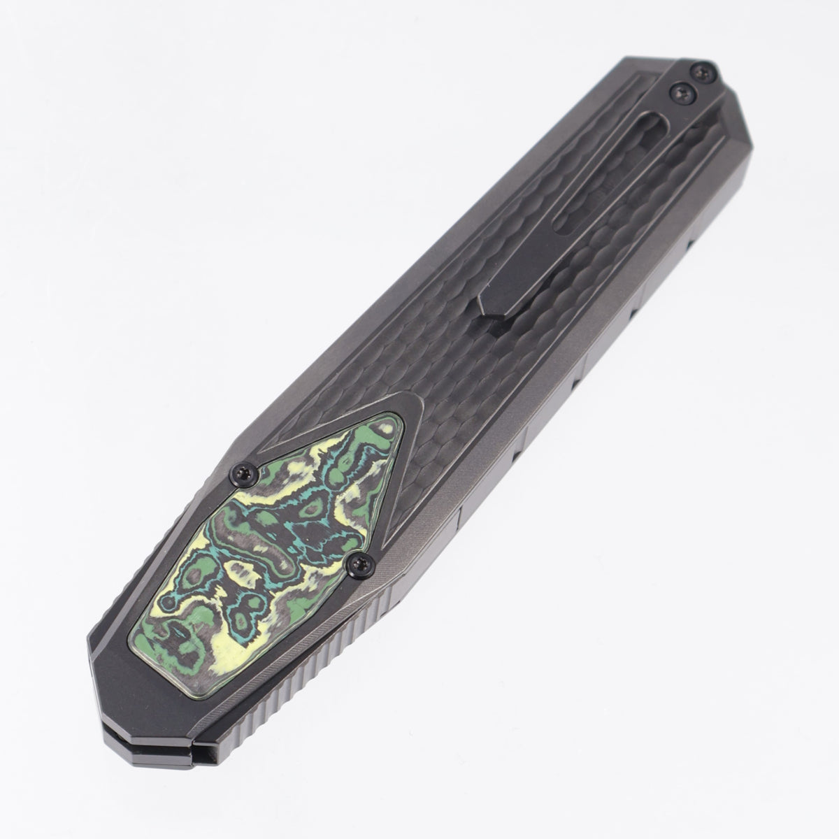 Remette Swordfish Tanto - DLC Divot Millled Titanium w/ Green & Yellow Carbon Fiber Inlay - DLC Pearlescent M390 - ZL101A6