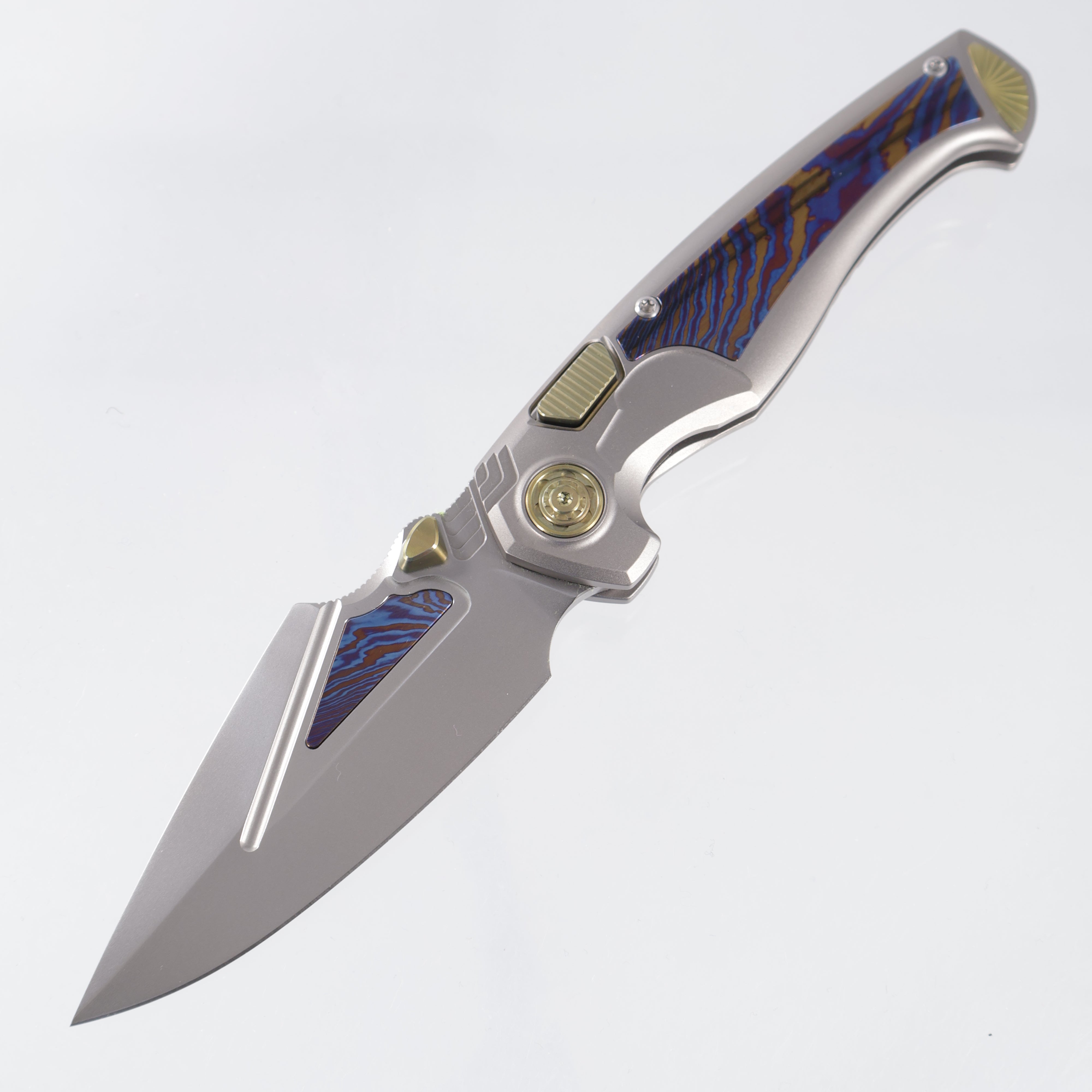 Remette Scepter - Pearlescent Titanium w/ Timascus Inlays & Gold Hardware - Pearlescent M390 w/ Timascus Inlays - SCPT-A