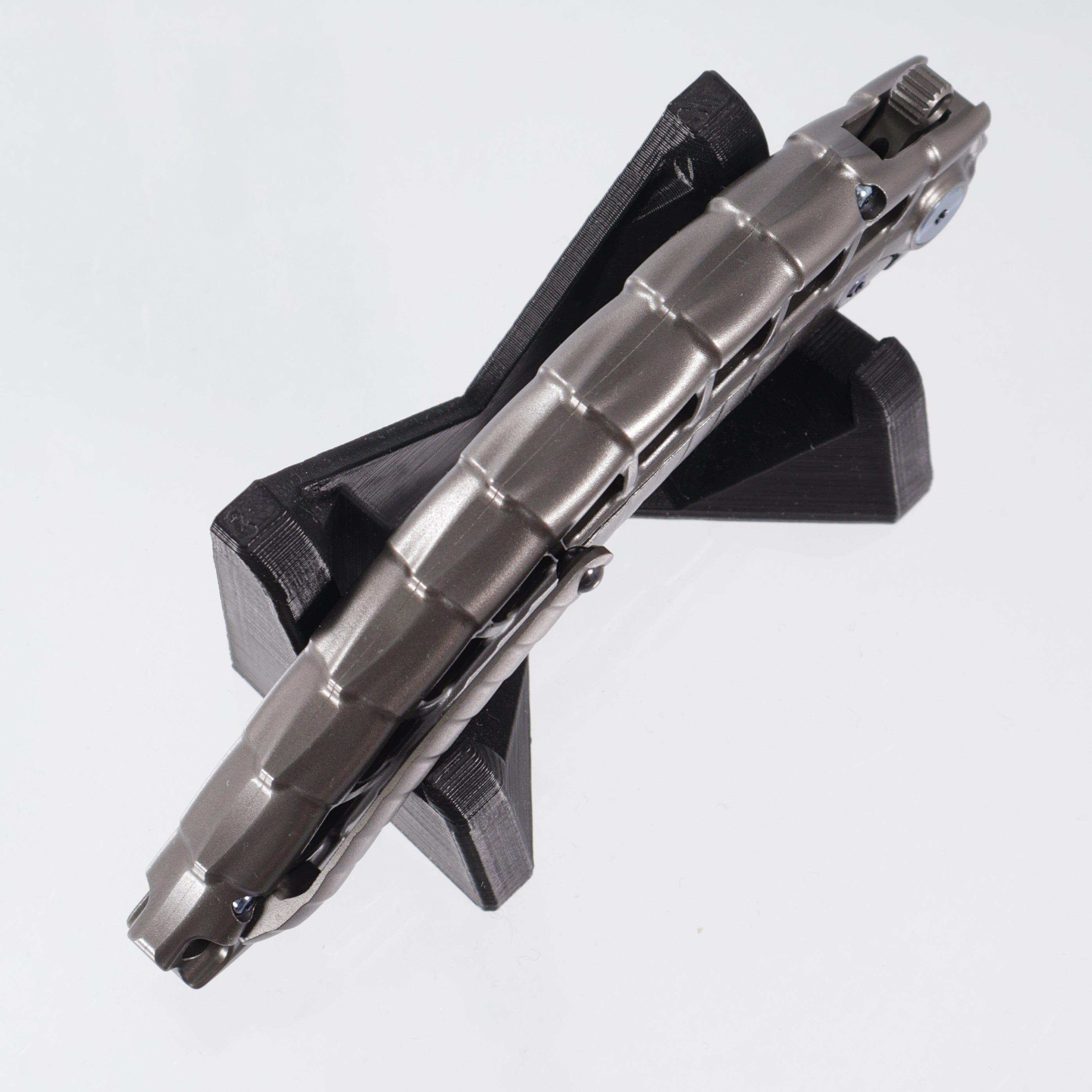 Rike Alien 4 + Pen Tool - Gray Titanium w/ Blue Hardware - Damasteel - RK-12261-1