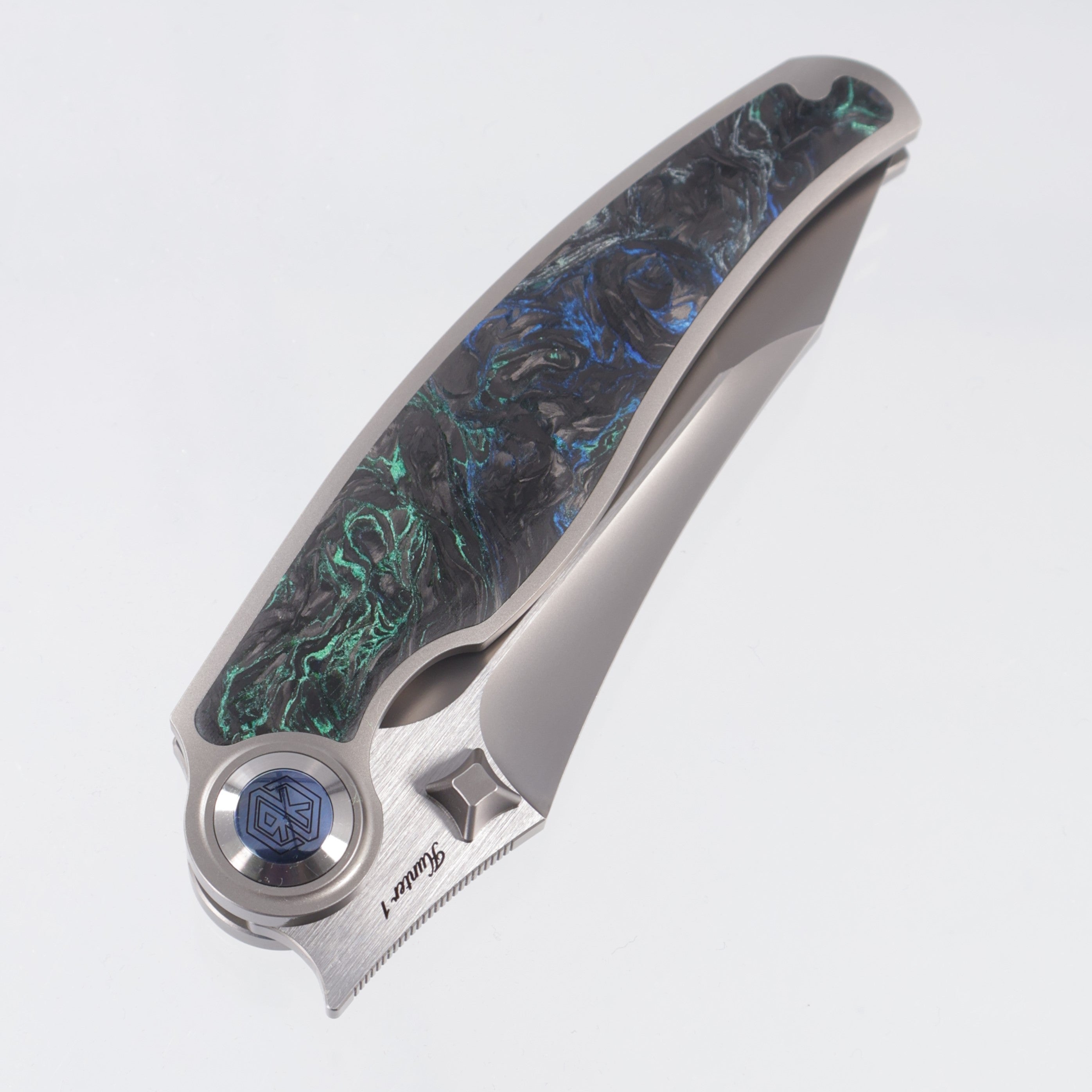 Rike Hunter 1 - Plain Titanium w/ Blue Green Carbon Fiber - Pearlescent S90V - P/BGCF