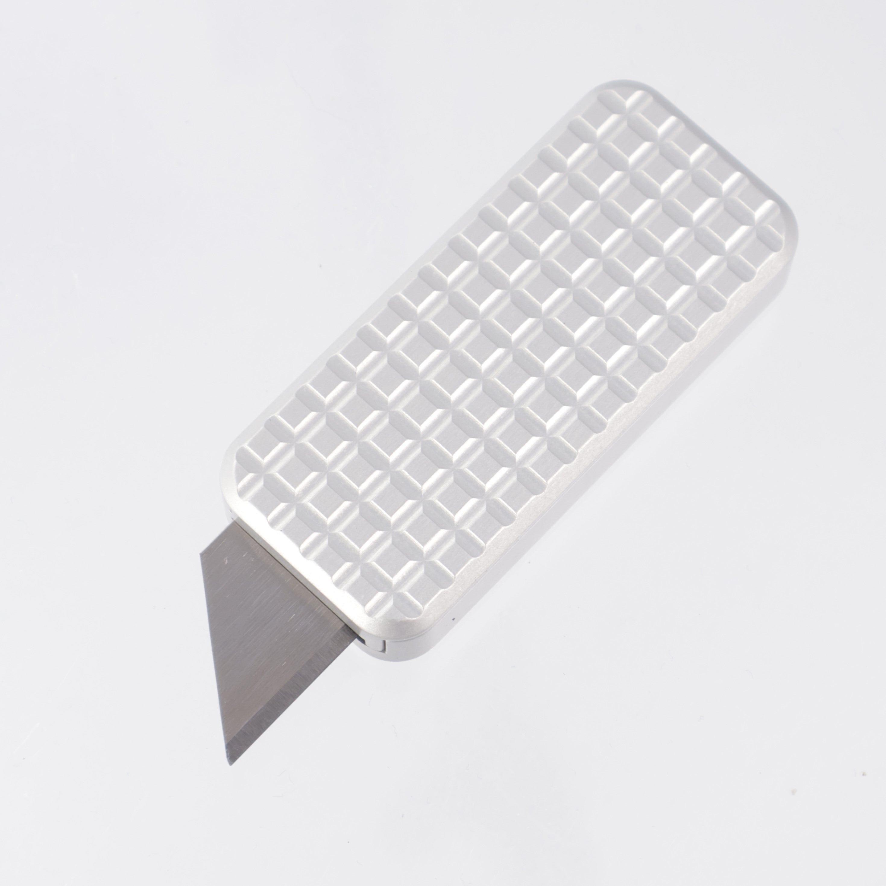 Rivery Manufacturing Zero Utility Knife - Gray Grenade Pattern Aluminum
